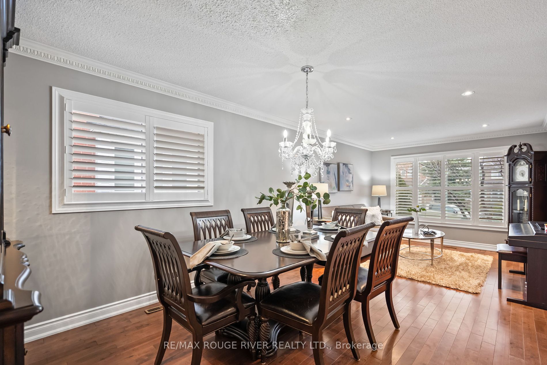 20 Dewbourne Pl