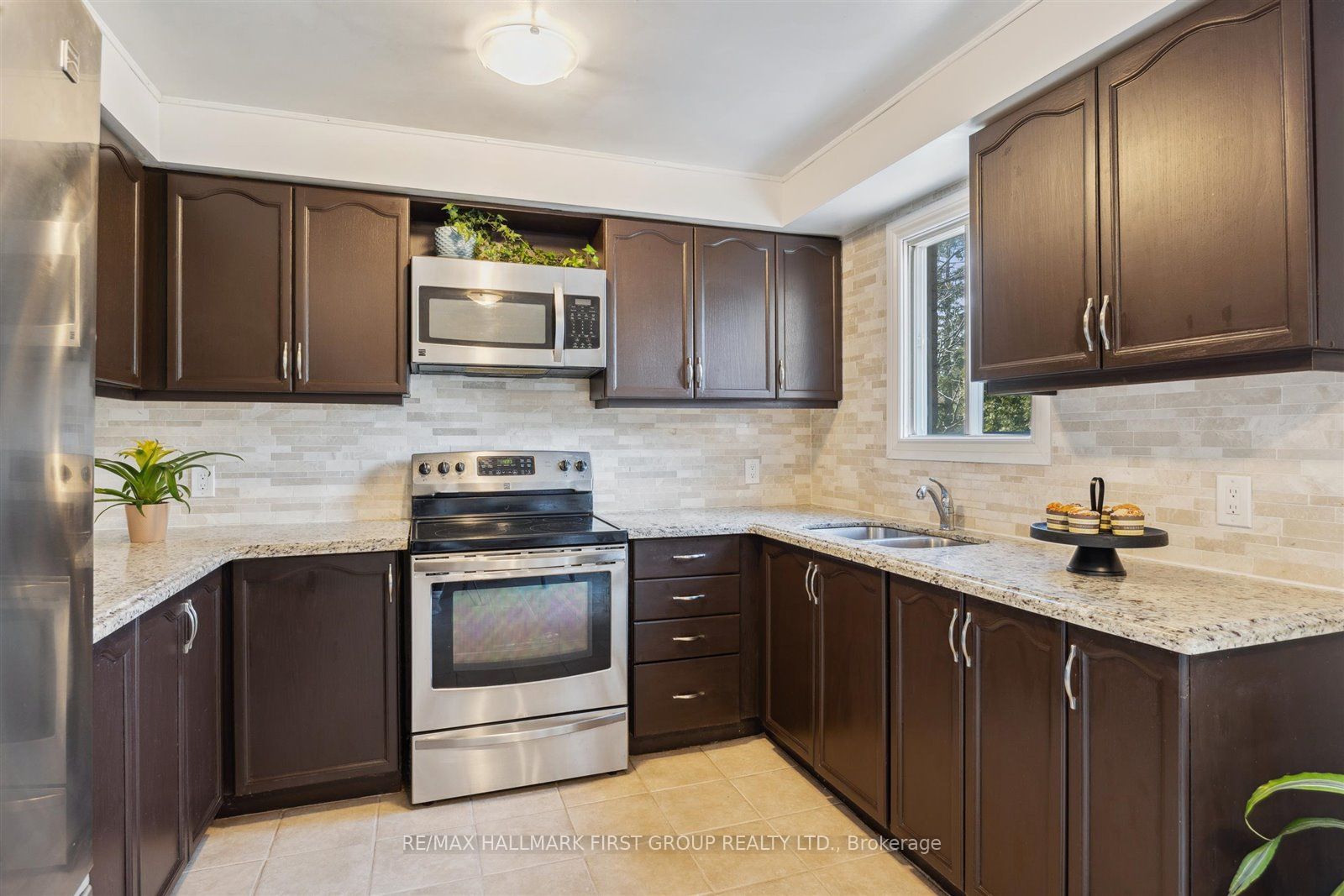 1516 Boyne Crt
