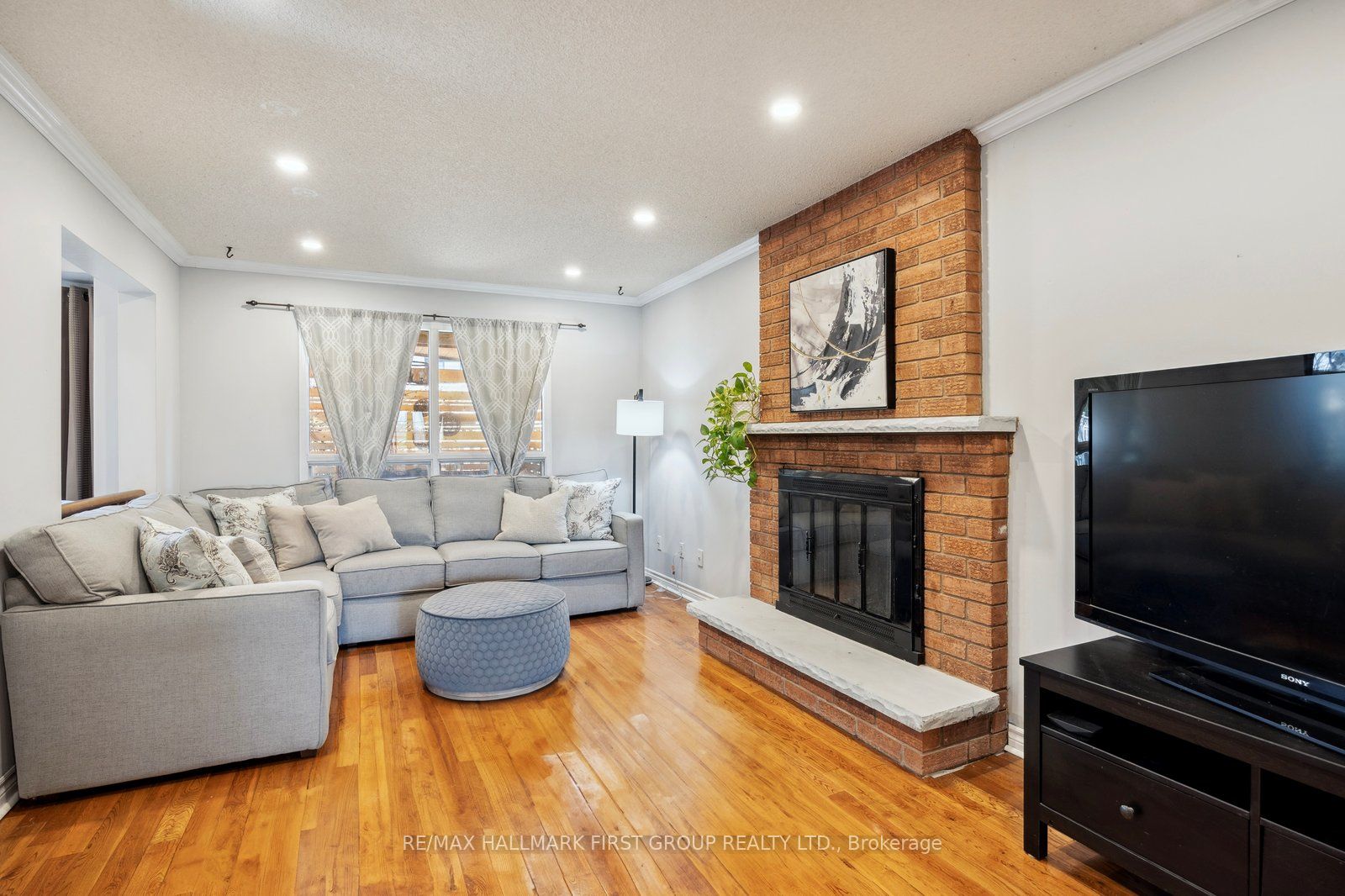 1516 Boyne Crt