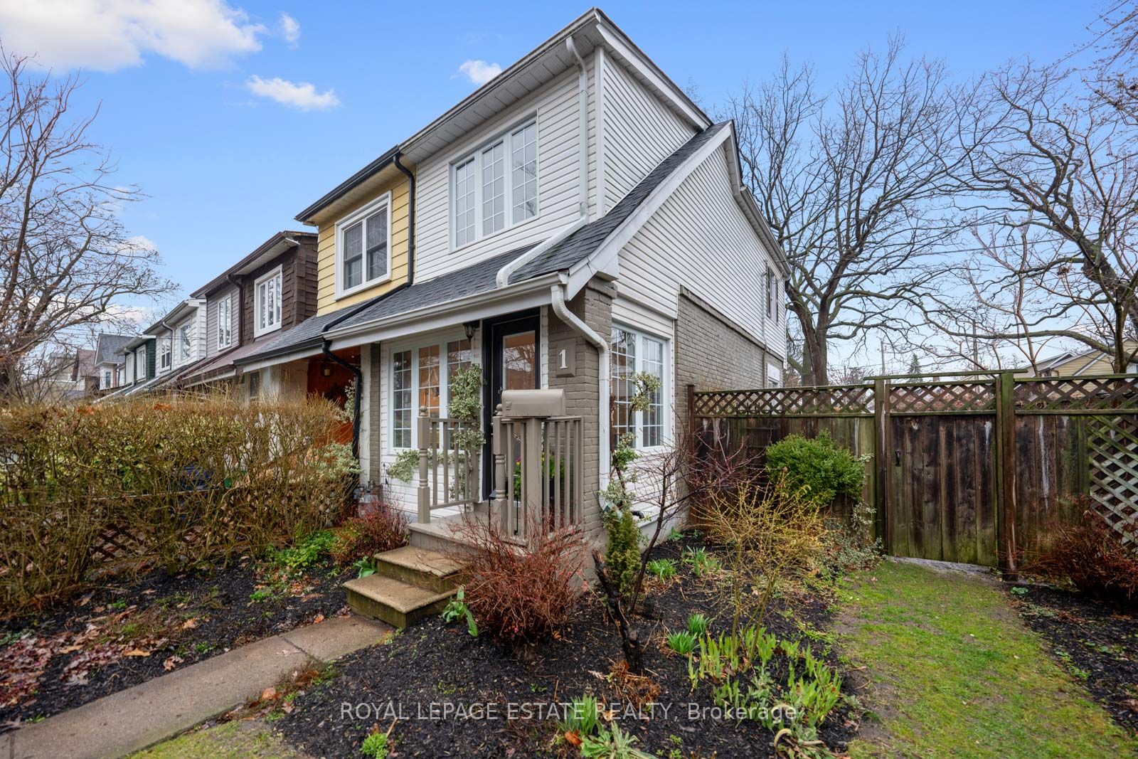 1 Morton Rd