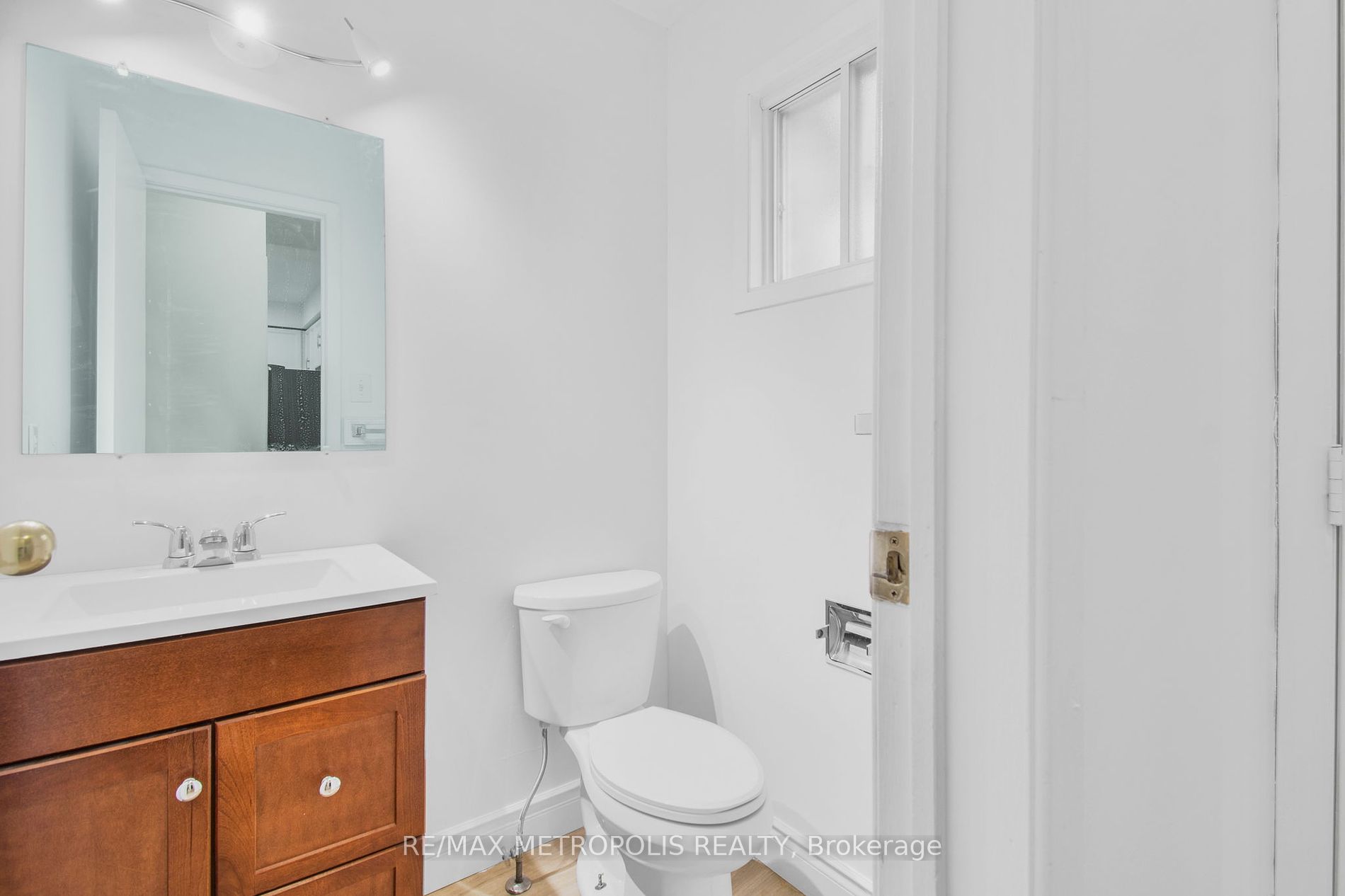 47 Gilmour Dr