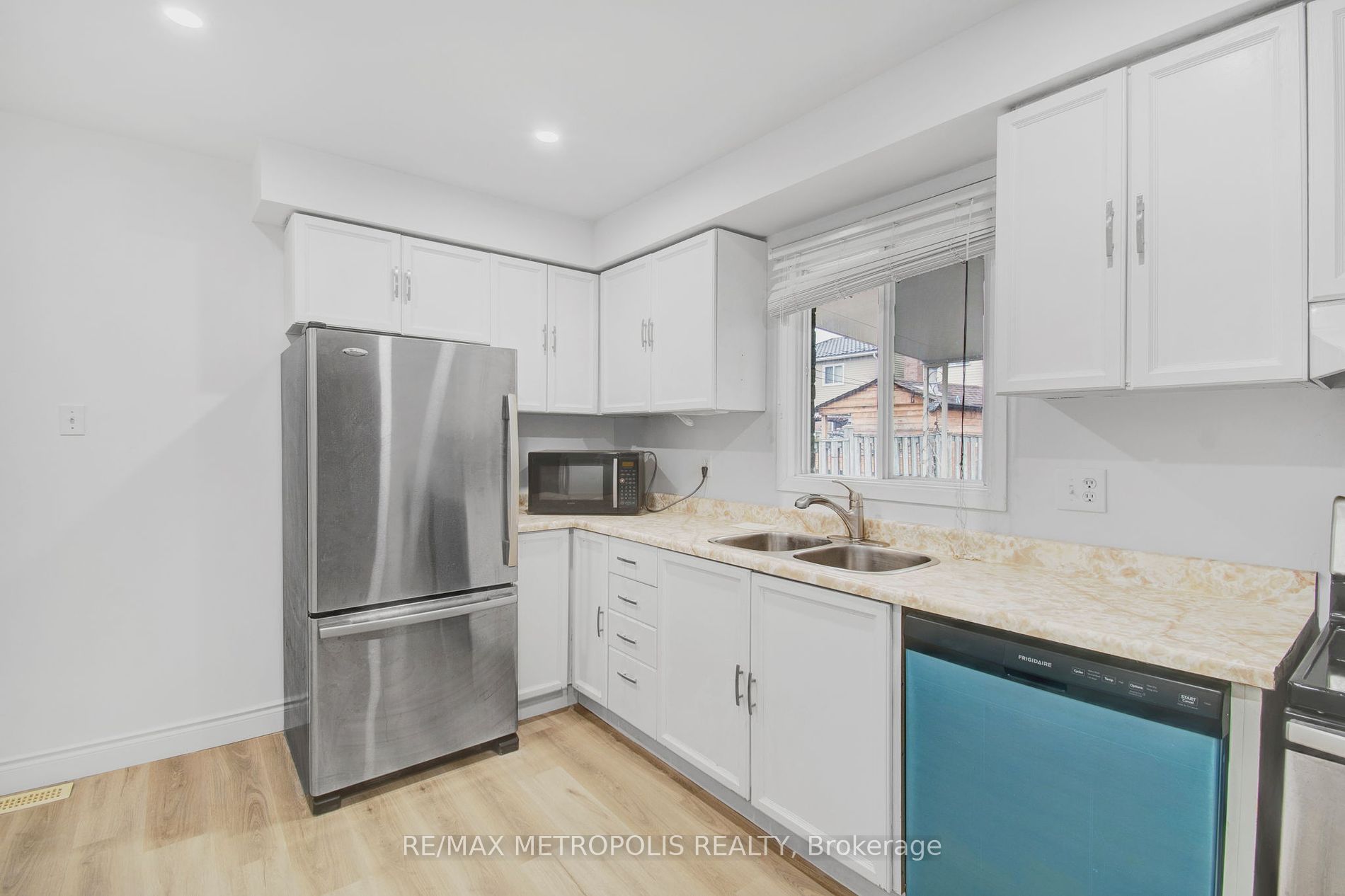 47 Gilmour Dr