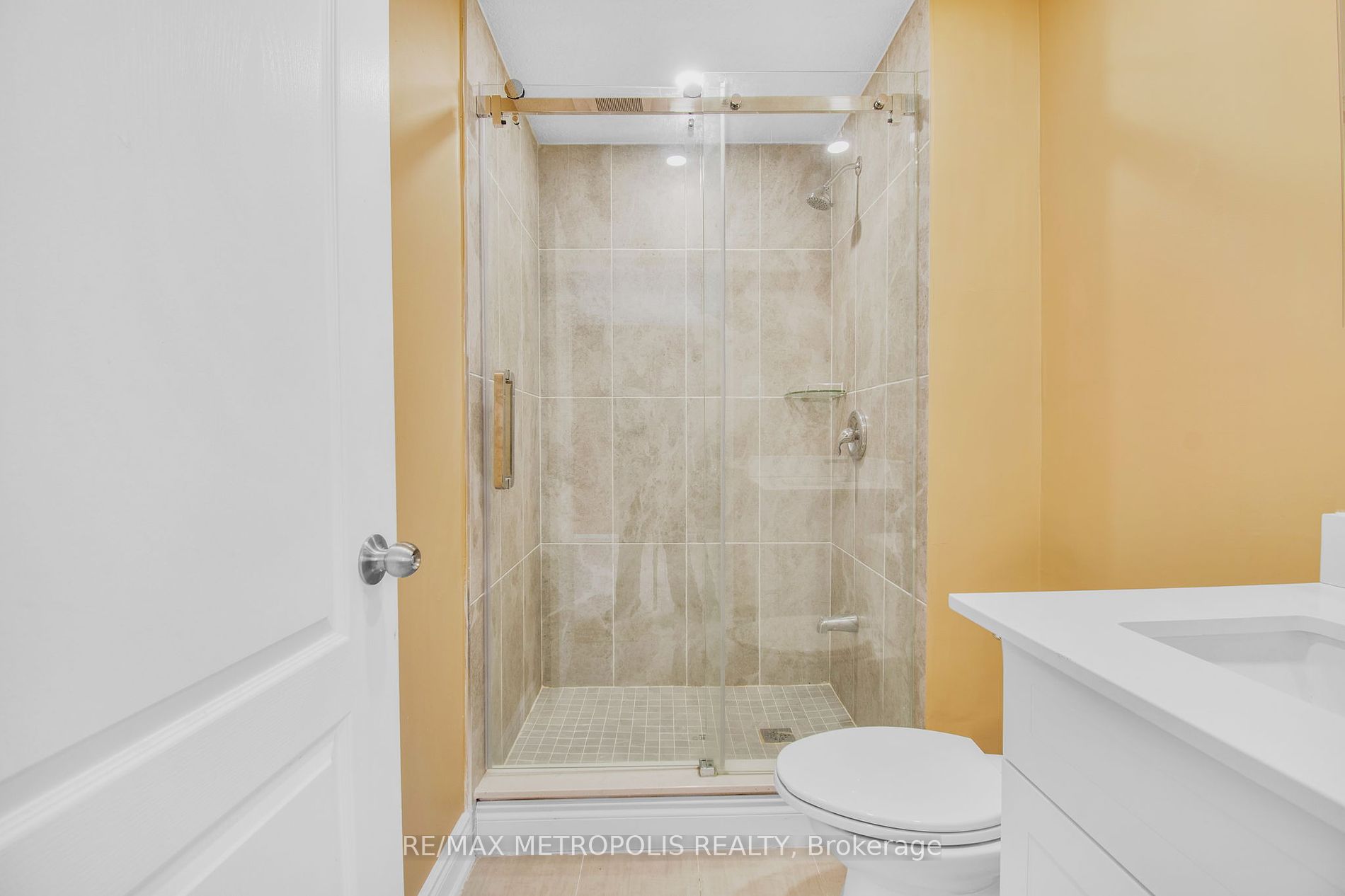 47 Gilmour Dr