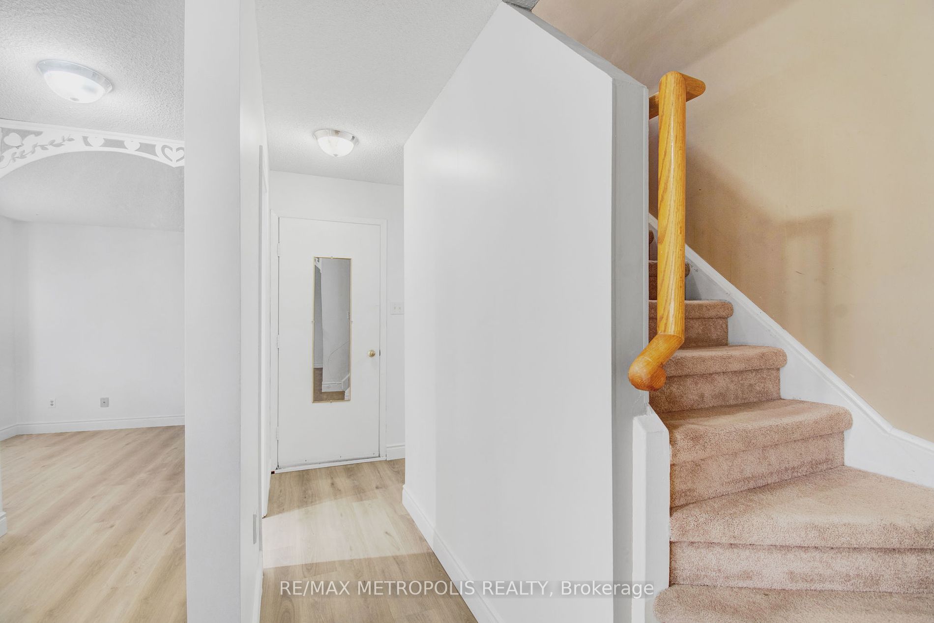 47 Gilmour Dr