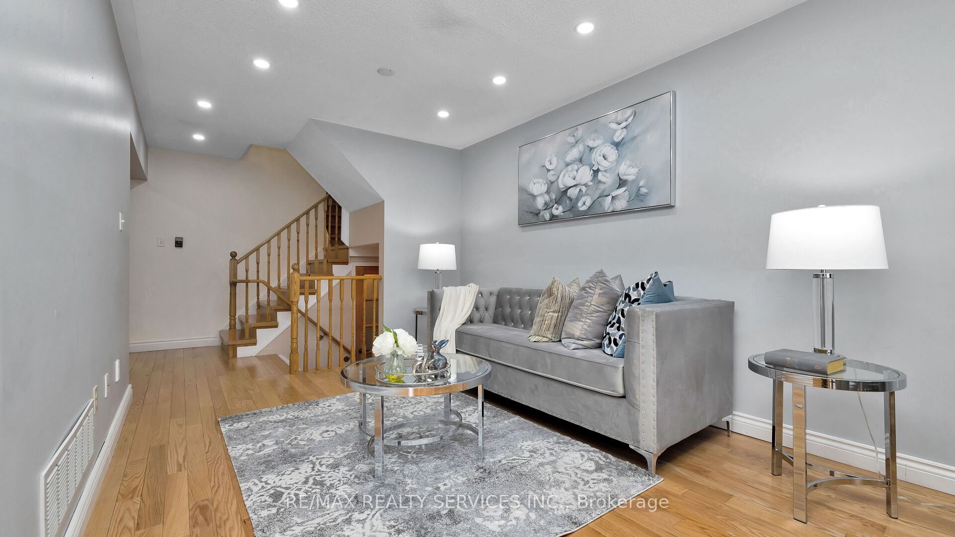 43 Creekwood Cres