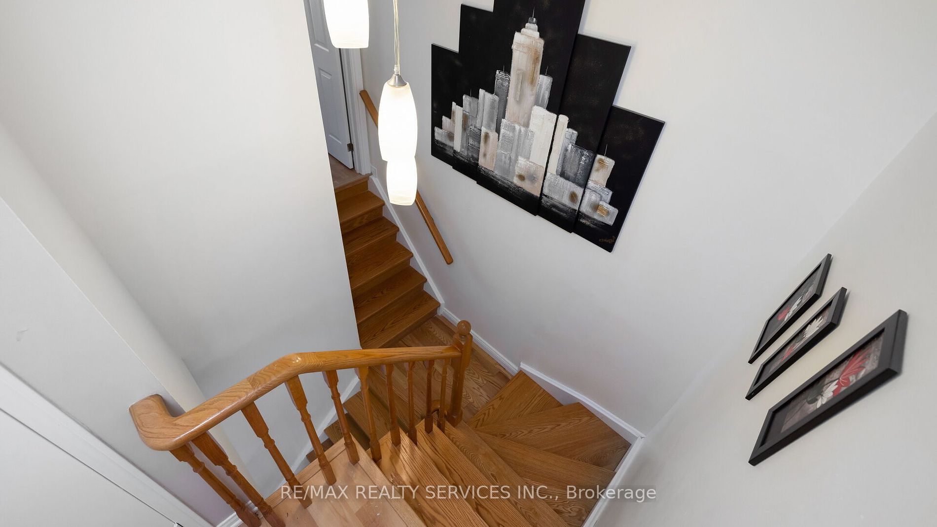 43 Creekwood Cres