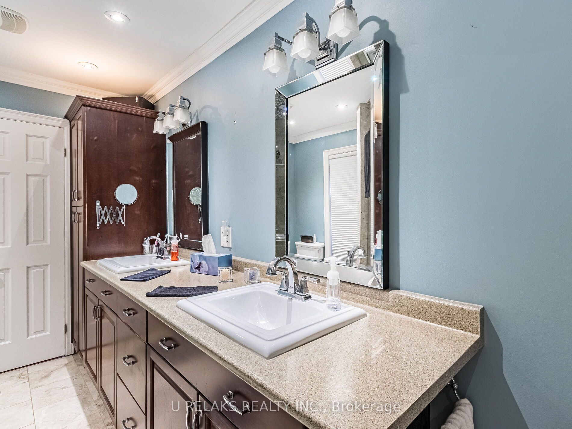 172 Melissa Crescent