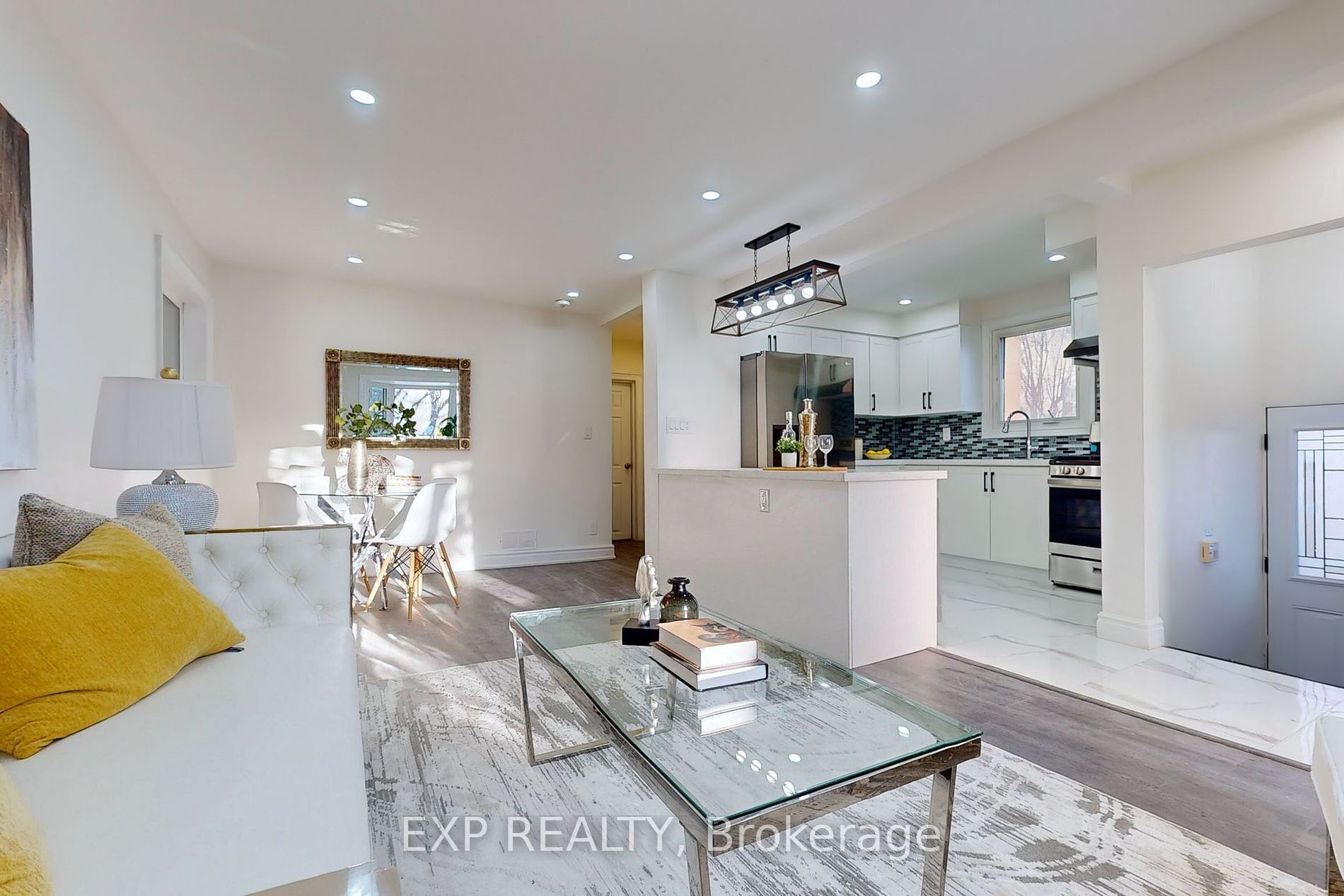 15 Vanbrugh Ave