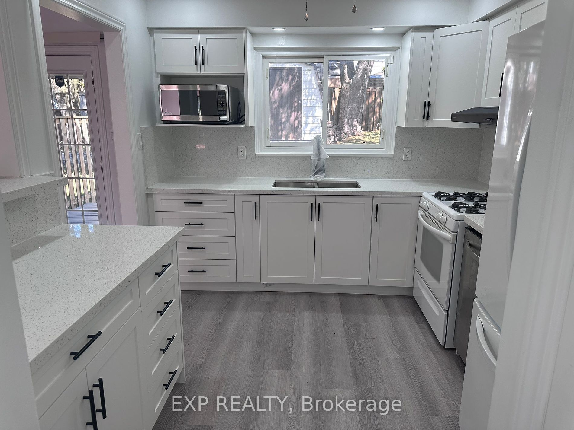 330 Ormond Dr