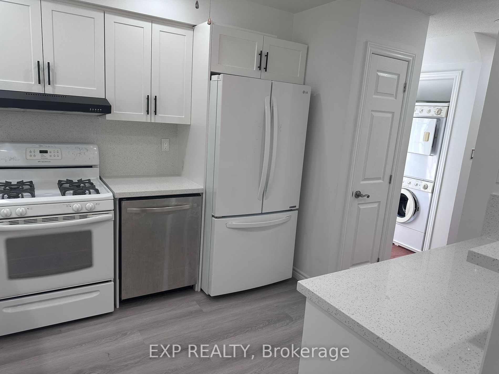330 Ormond Dr