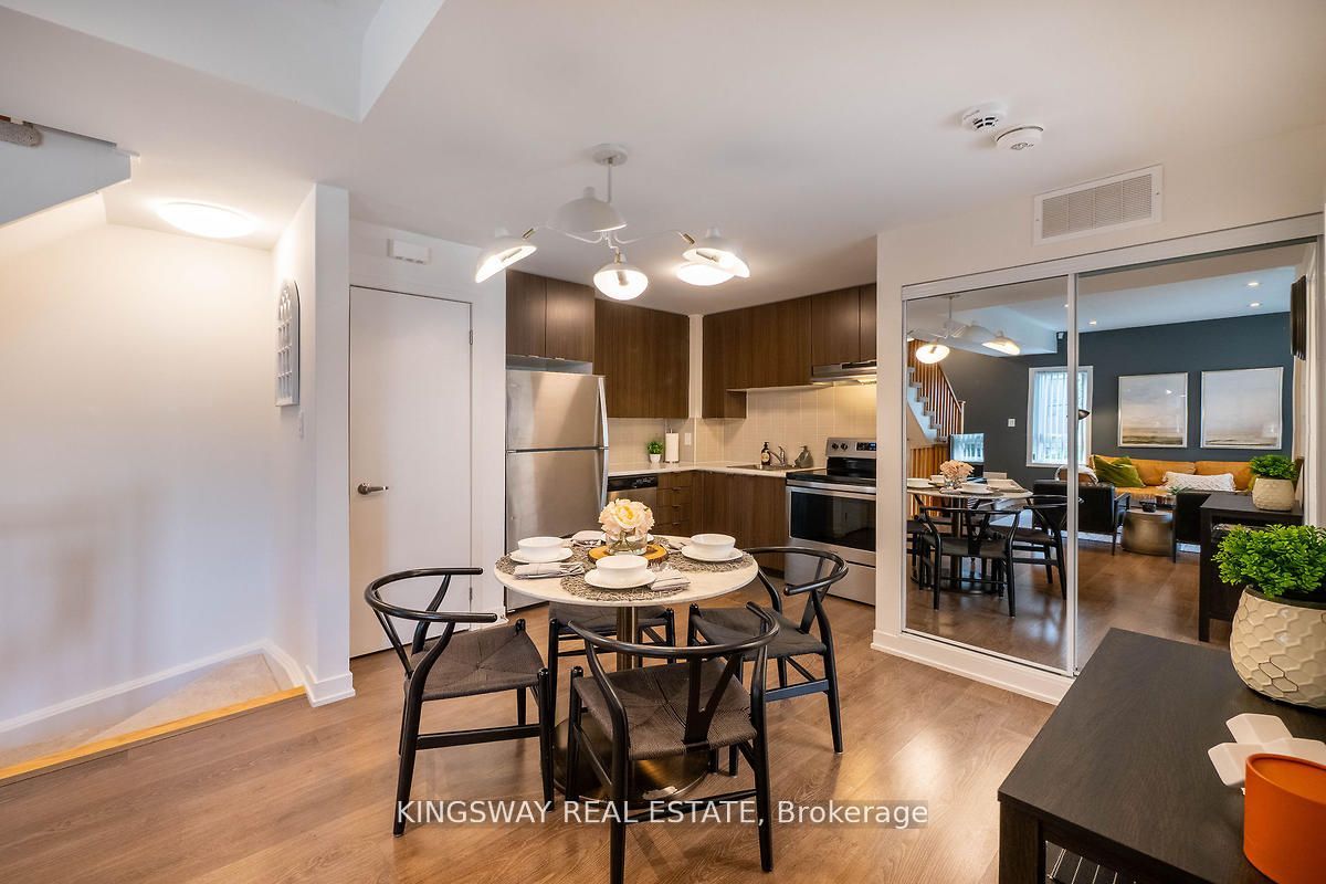 70 Orchid Place Dr, #Unit 12