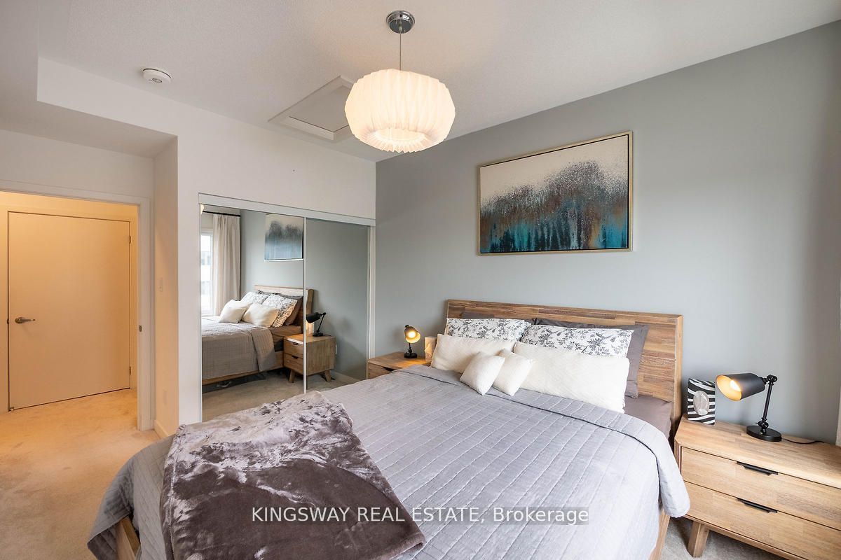 70 Orchid Place Dr, #Unit 12