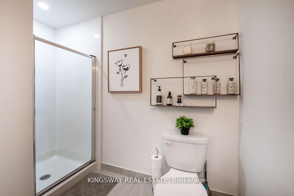 70 Orchid Place Dr, #Unit 12