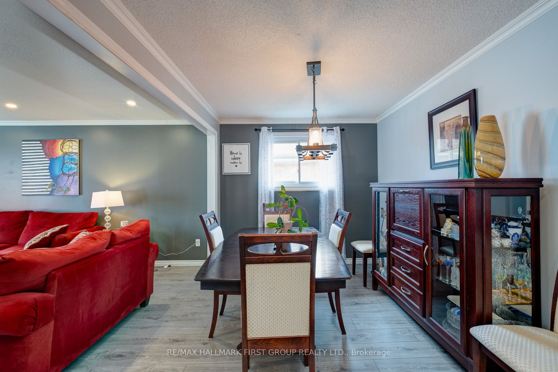430 Paddington Cres