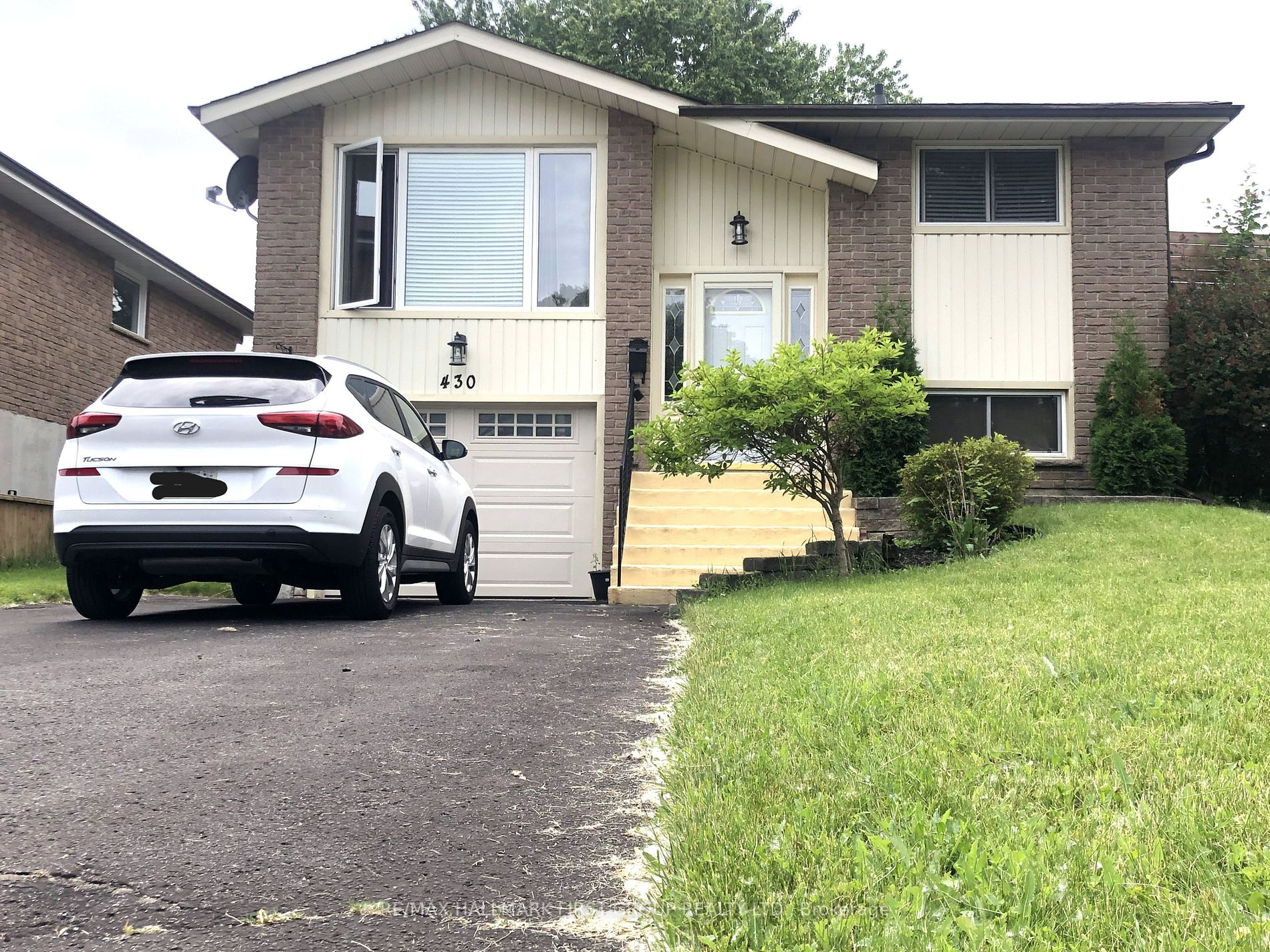 430 Paddington Cres