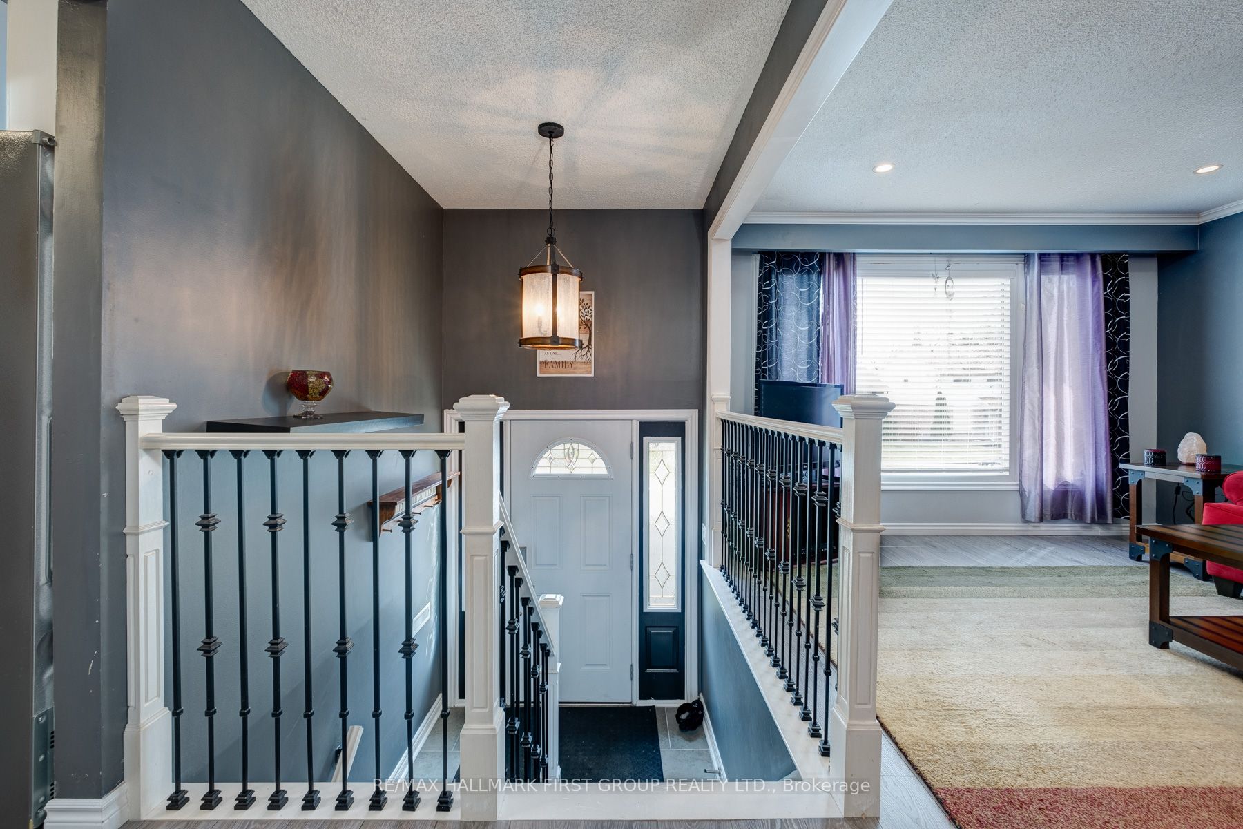 430 Paddington Cres