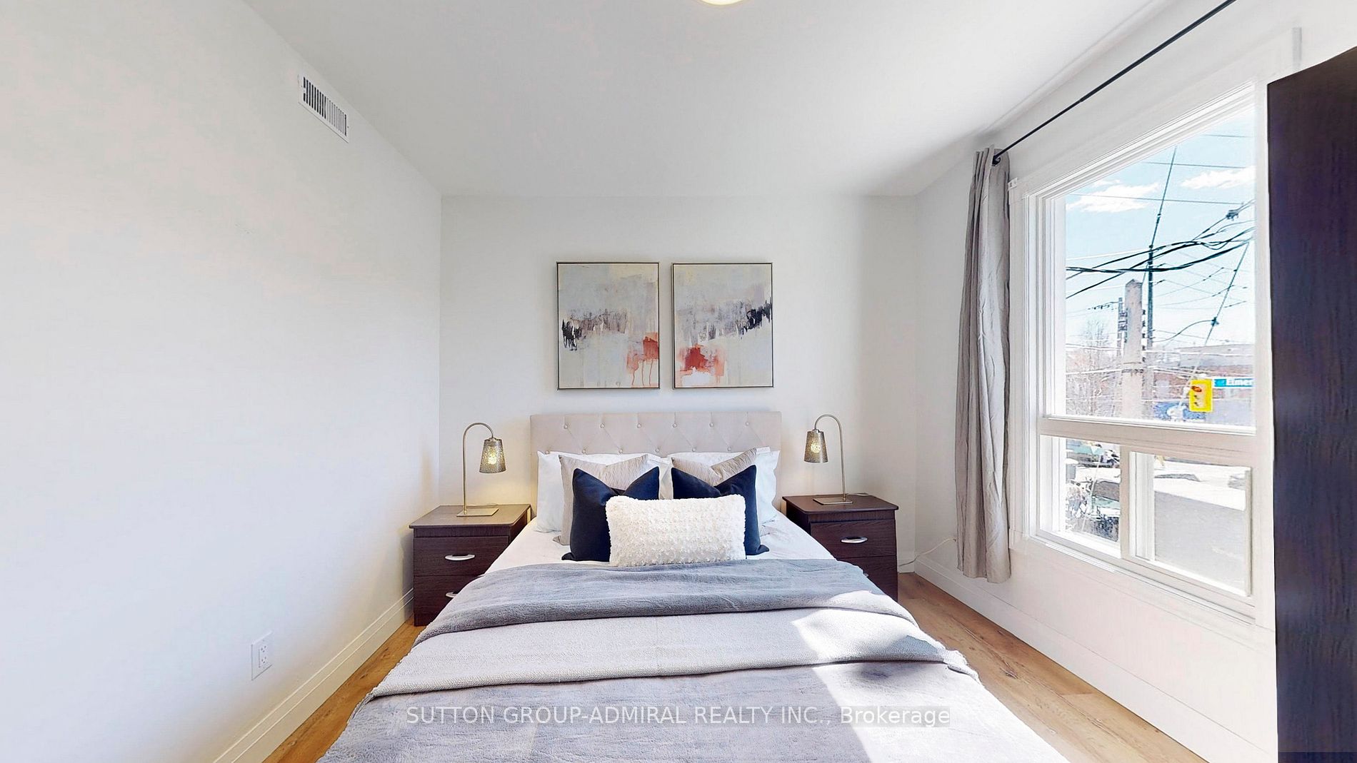 1930 Queen Street E #Upper 1