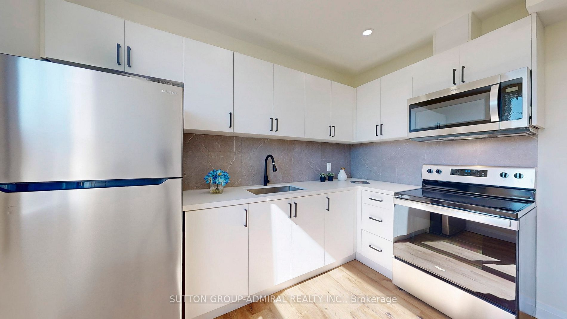 1930 Queen Street E #Upper 1