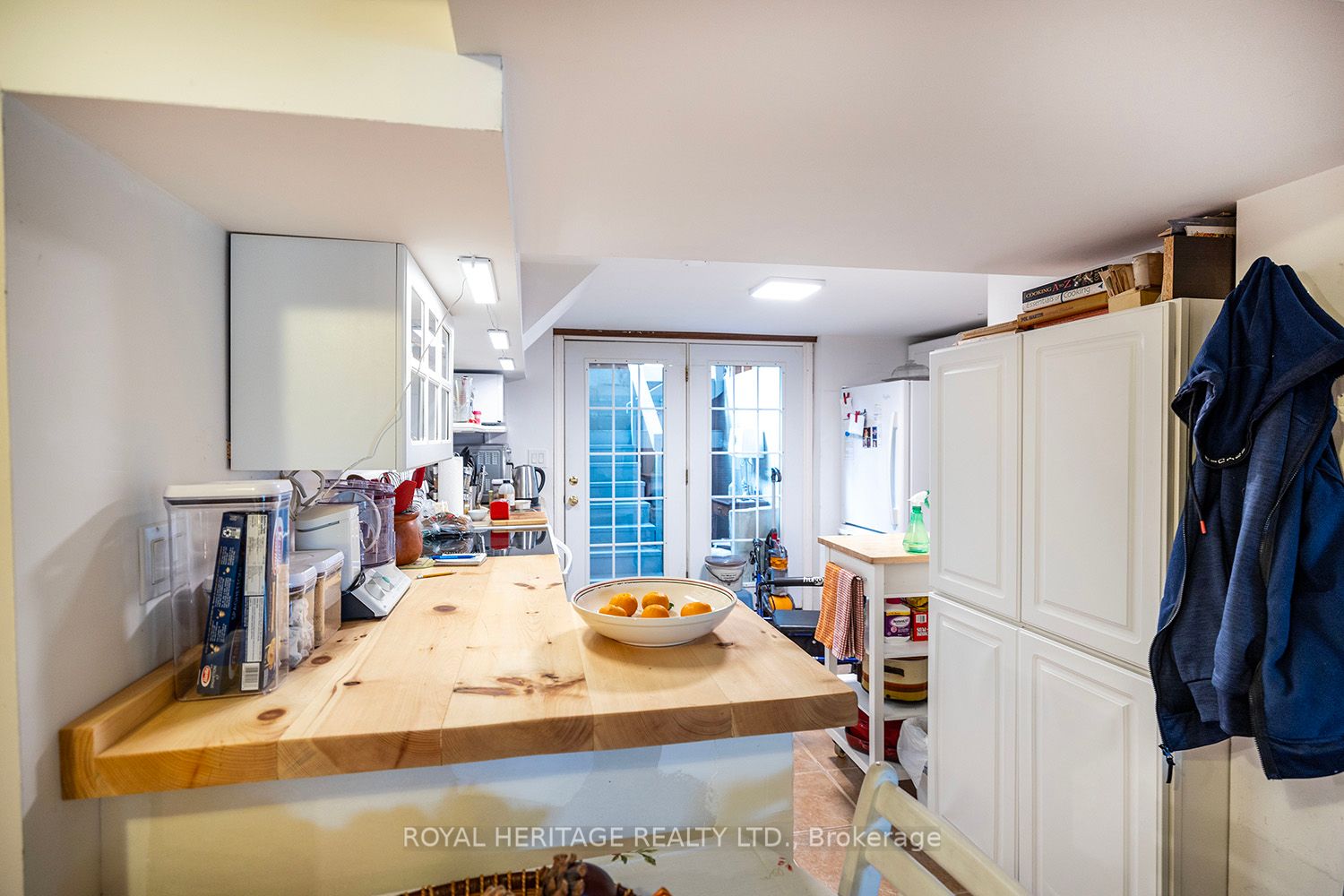 298 Carnegie Beach Rd