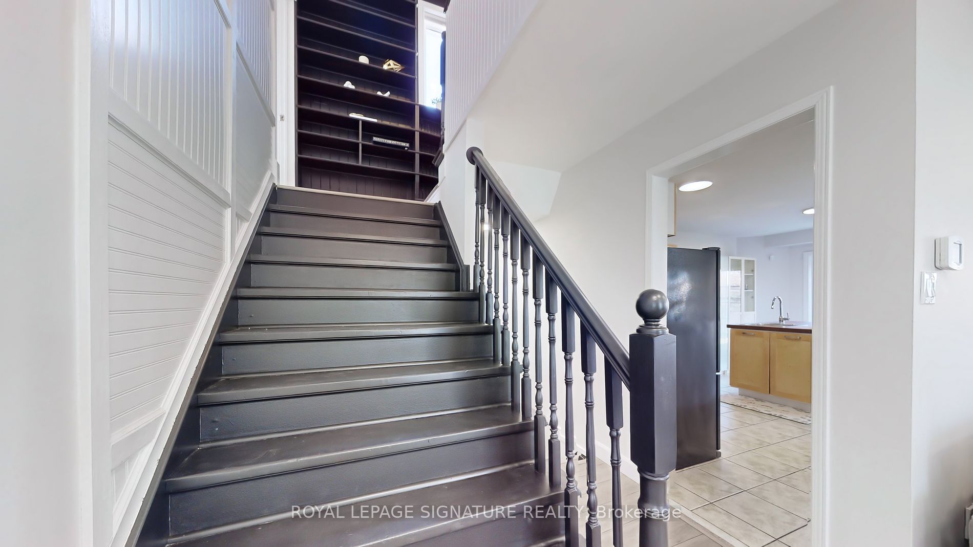98 Guildwood Drive