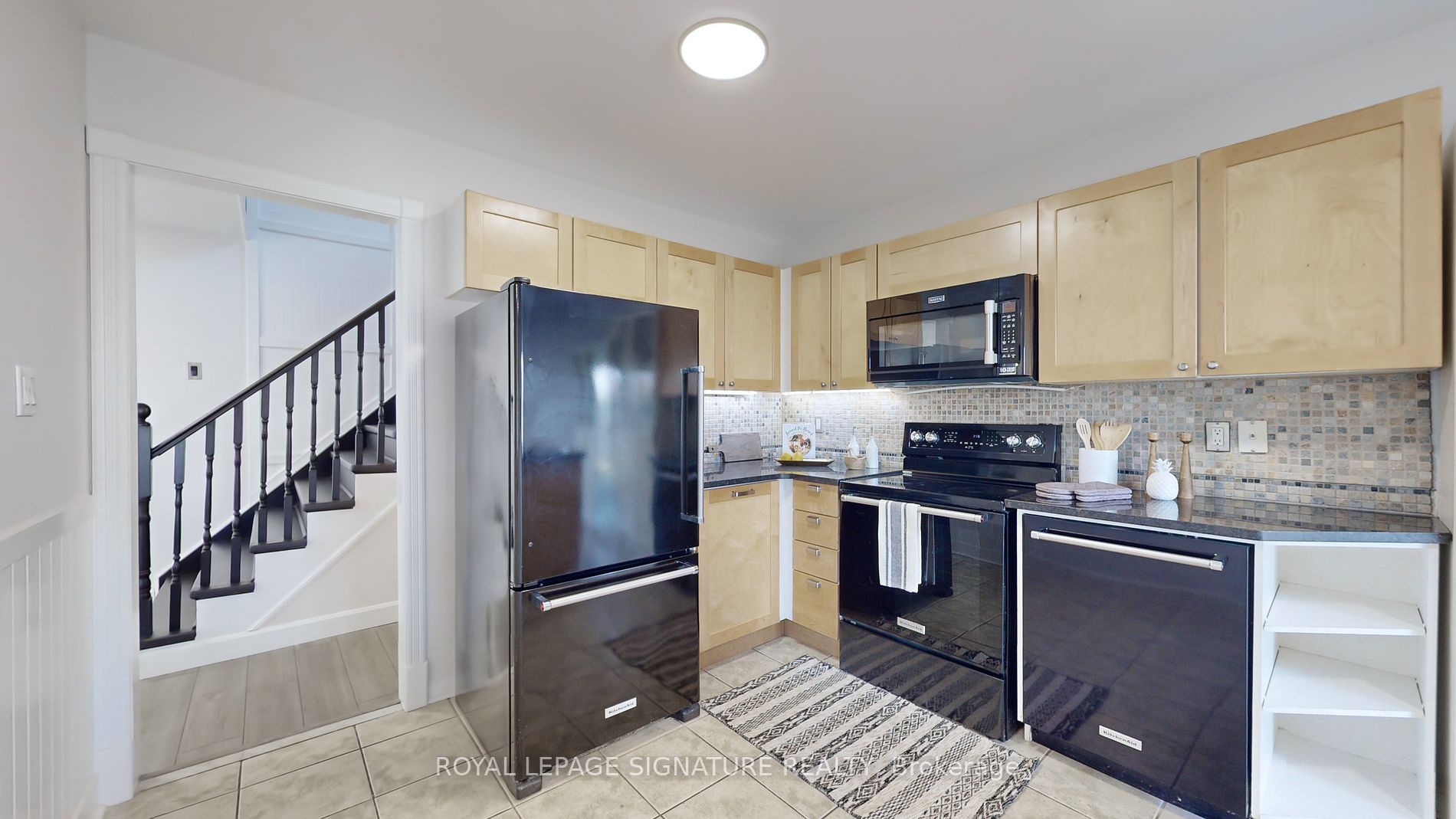 98 Guildwood Drive