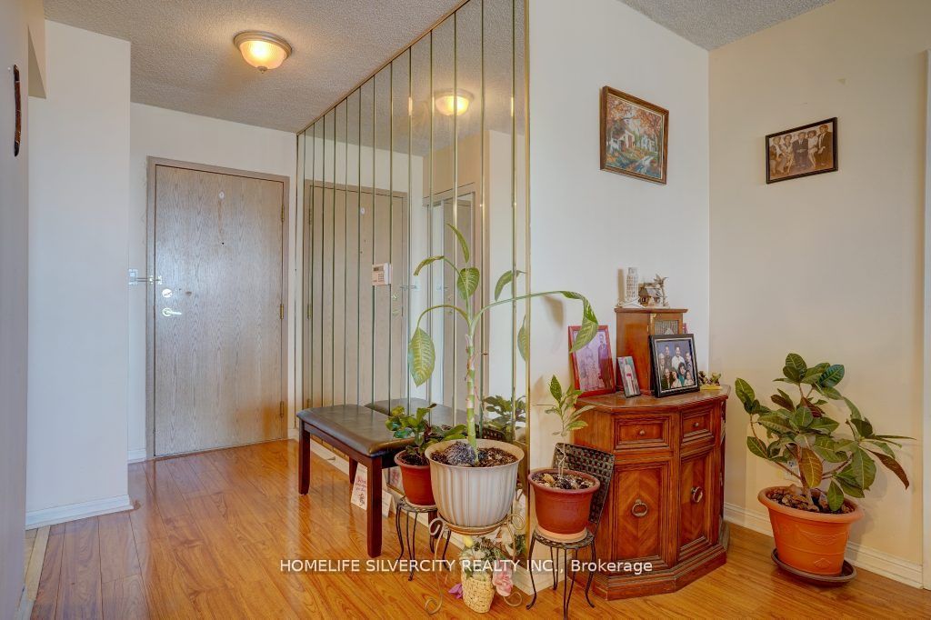 88 Corporate Drive, #1617