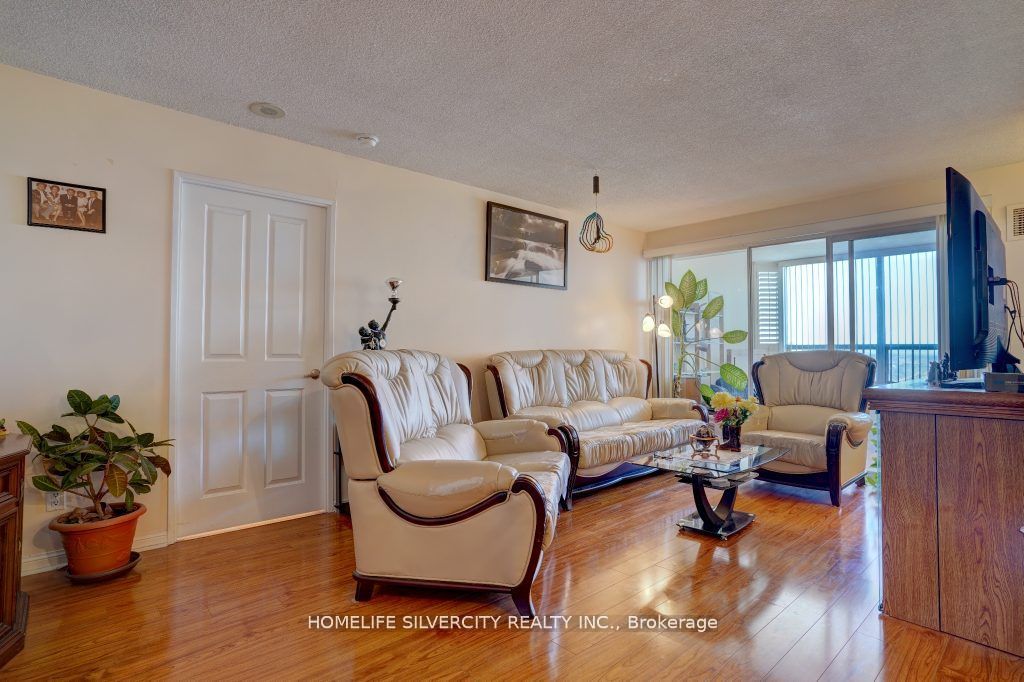 88 Corporate Drive, #1617