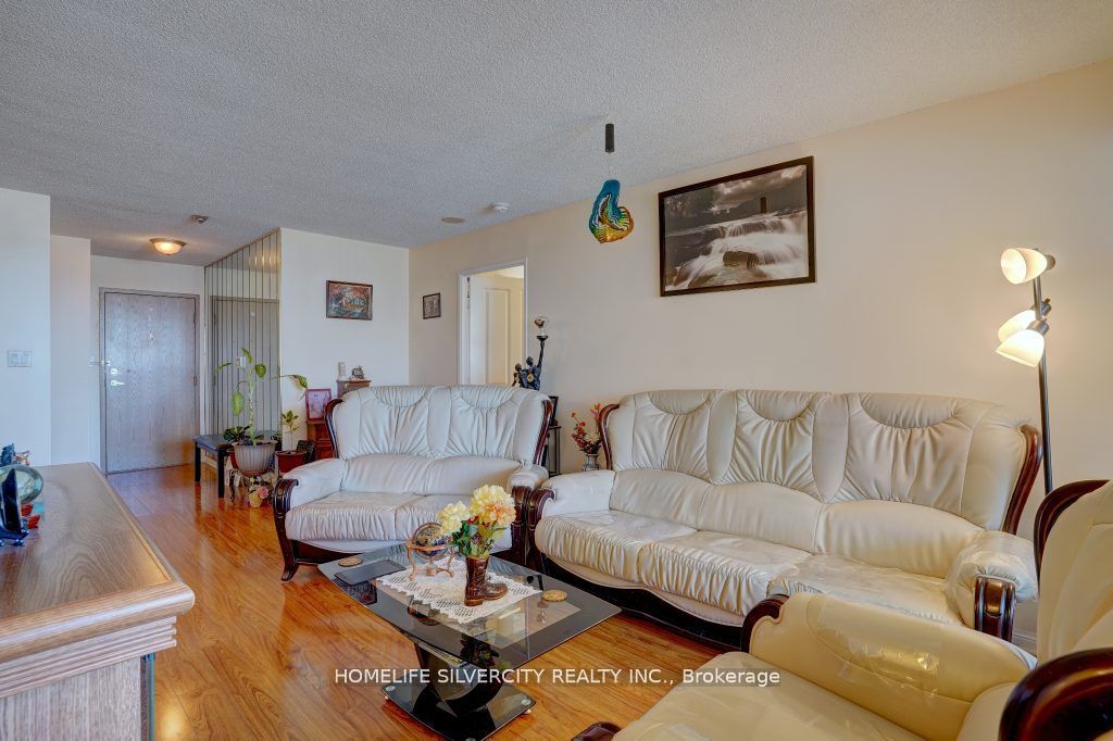 88 Corporate Drive, #1617