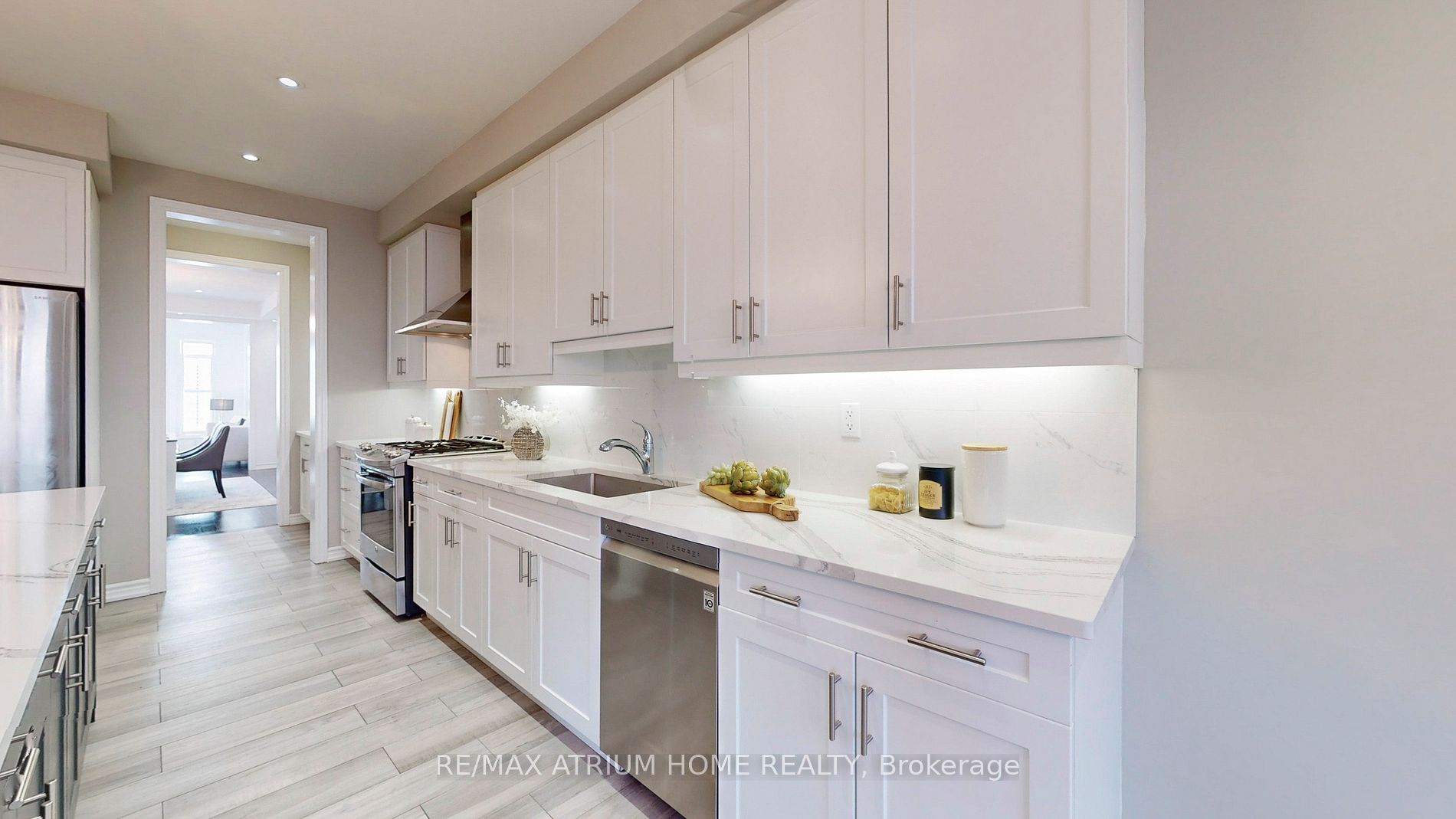 875 Riverside Drive