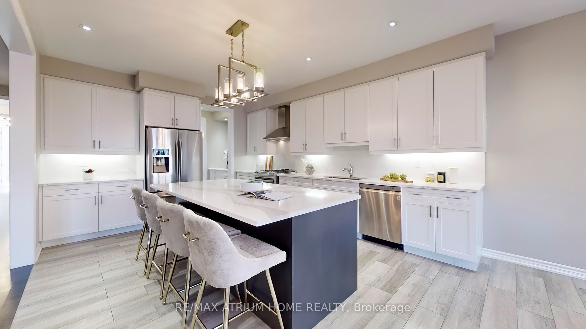 875 Riverside Drive