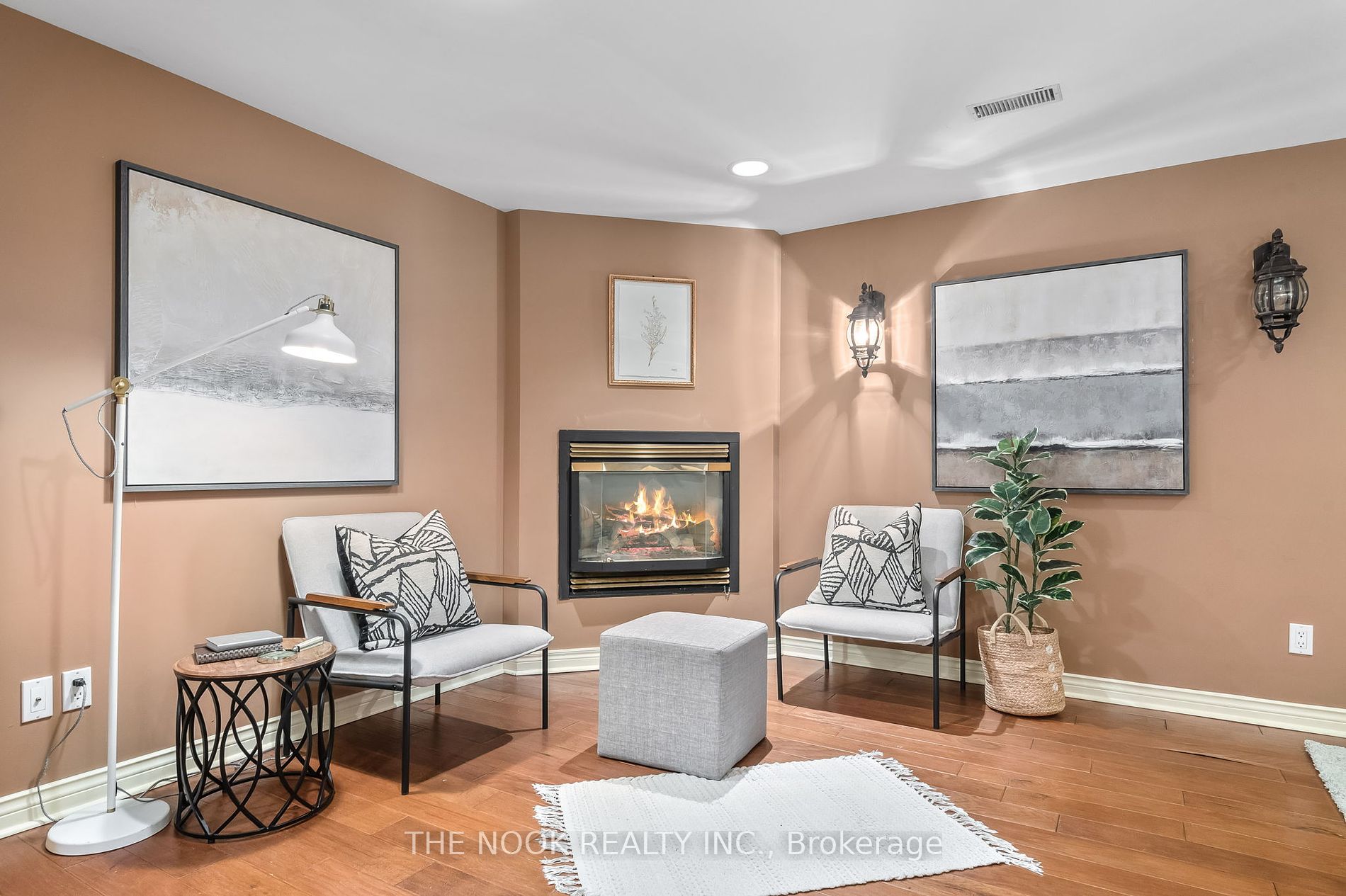 103 Orchard Crt