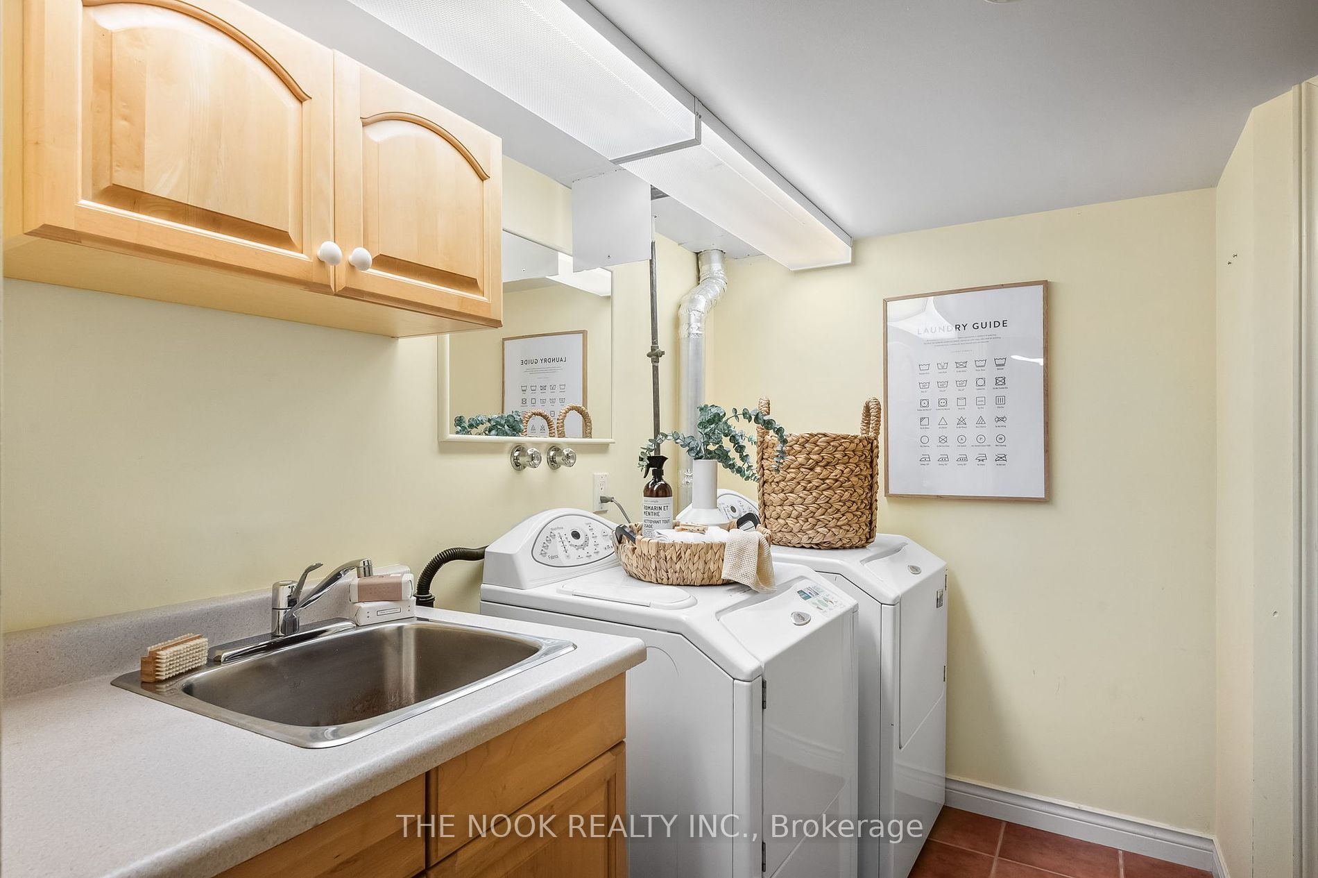 103 Orchard Crt