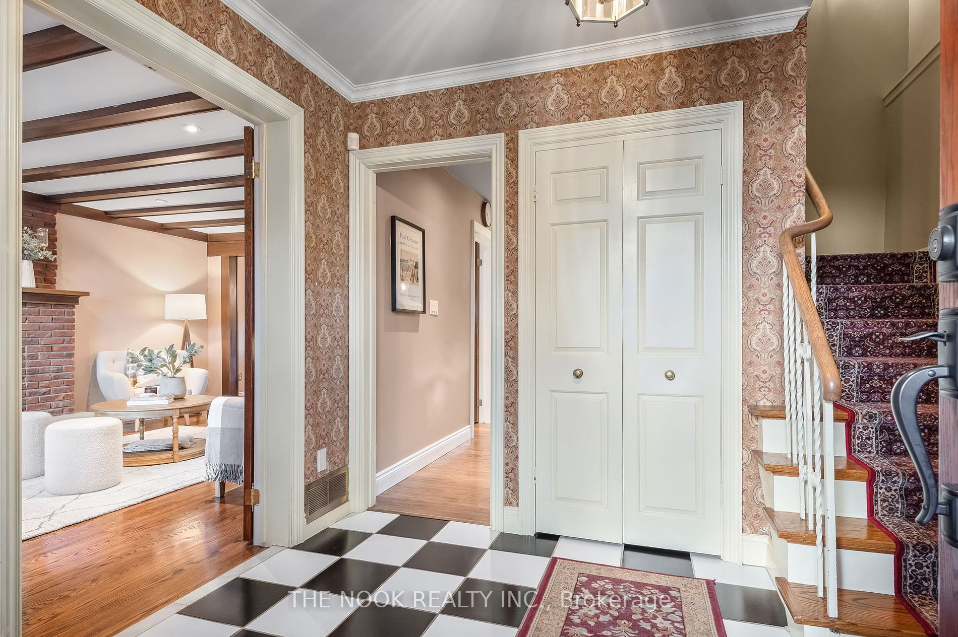 103 Orchard Crt