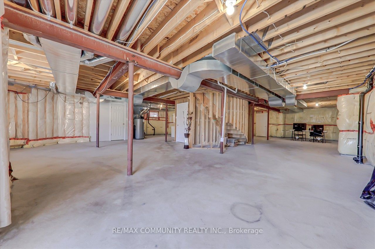 871 Black Cherry Dr