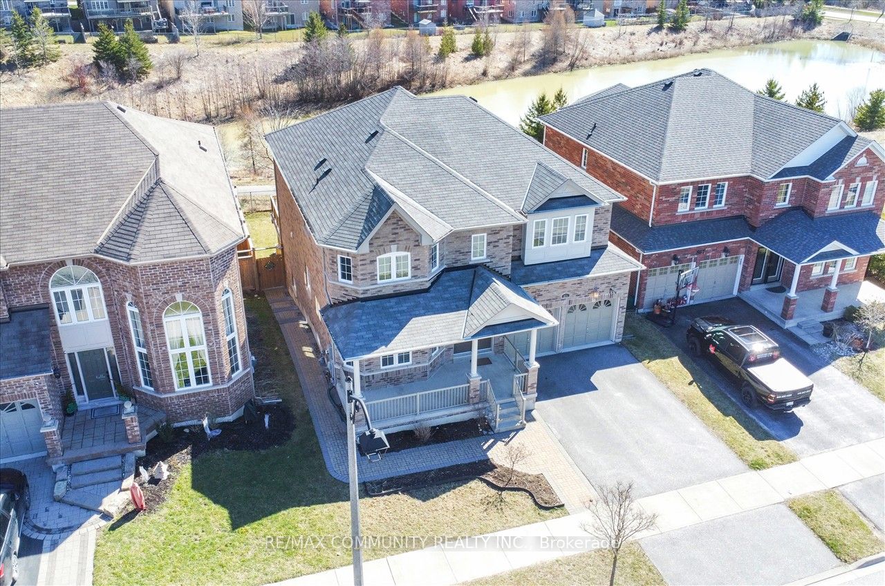 871 Black Cherry Dr