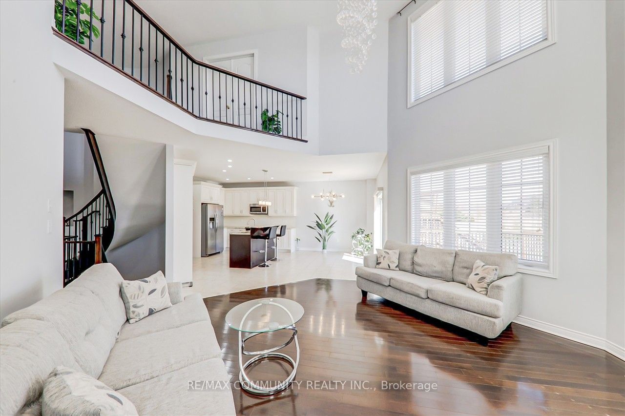 871 Black Cherry Dr