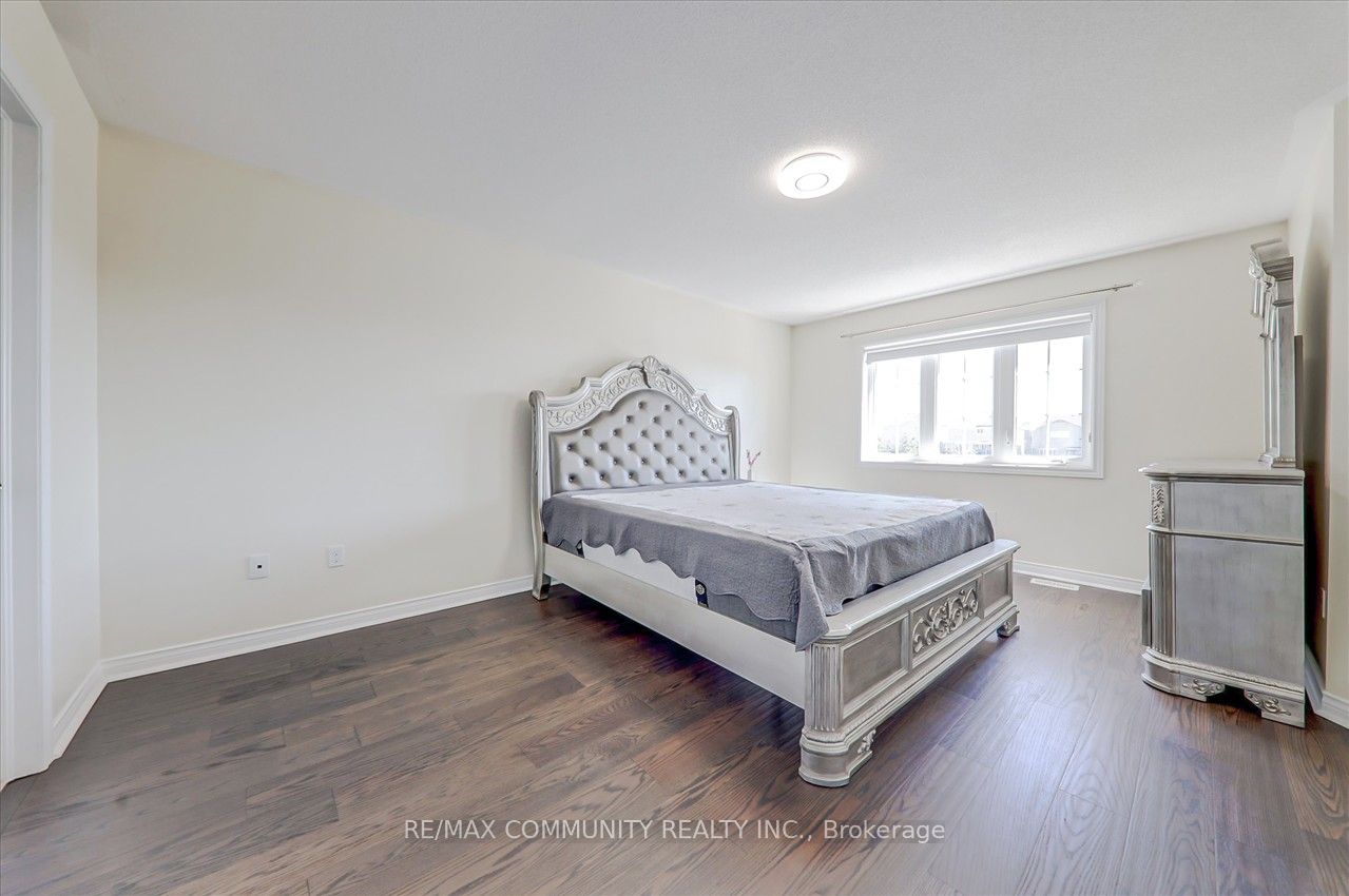 871 Black Cherry Dr
