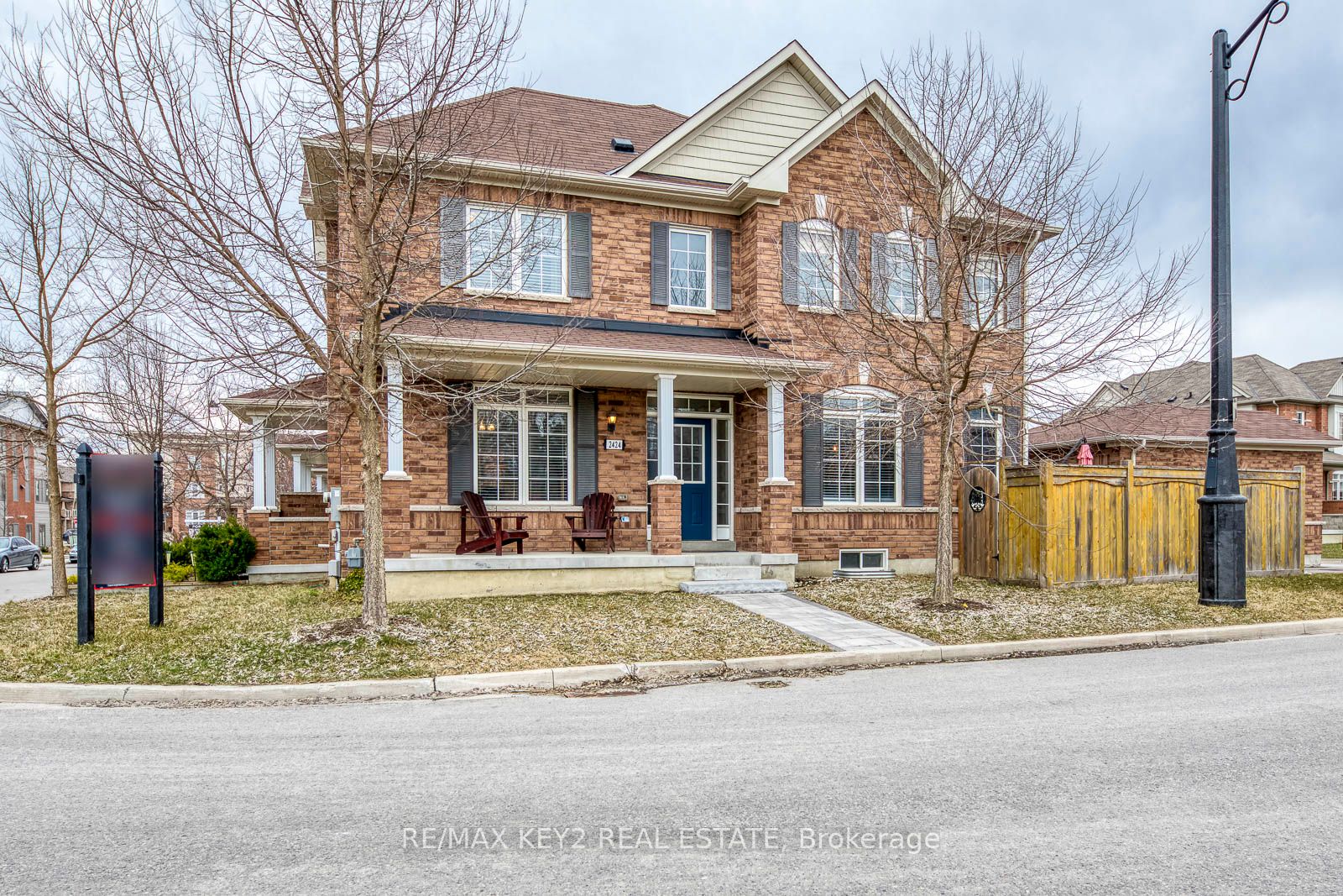 2424 Earl Grey Ave