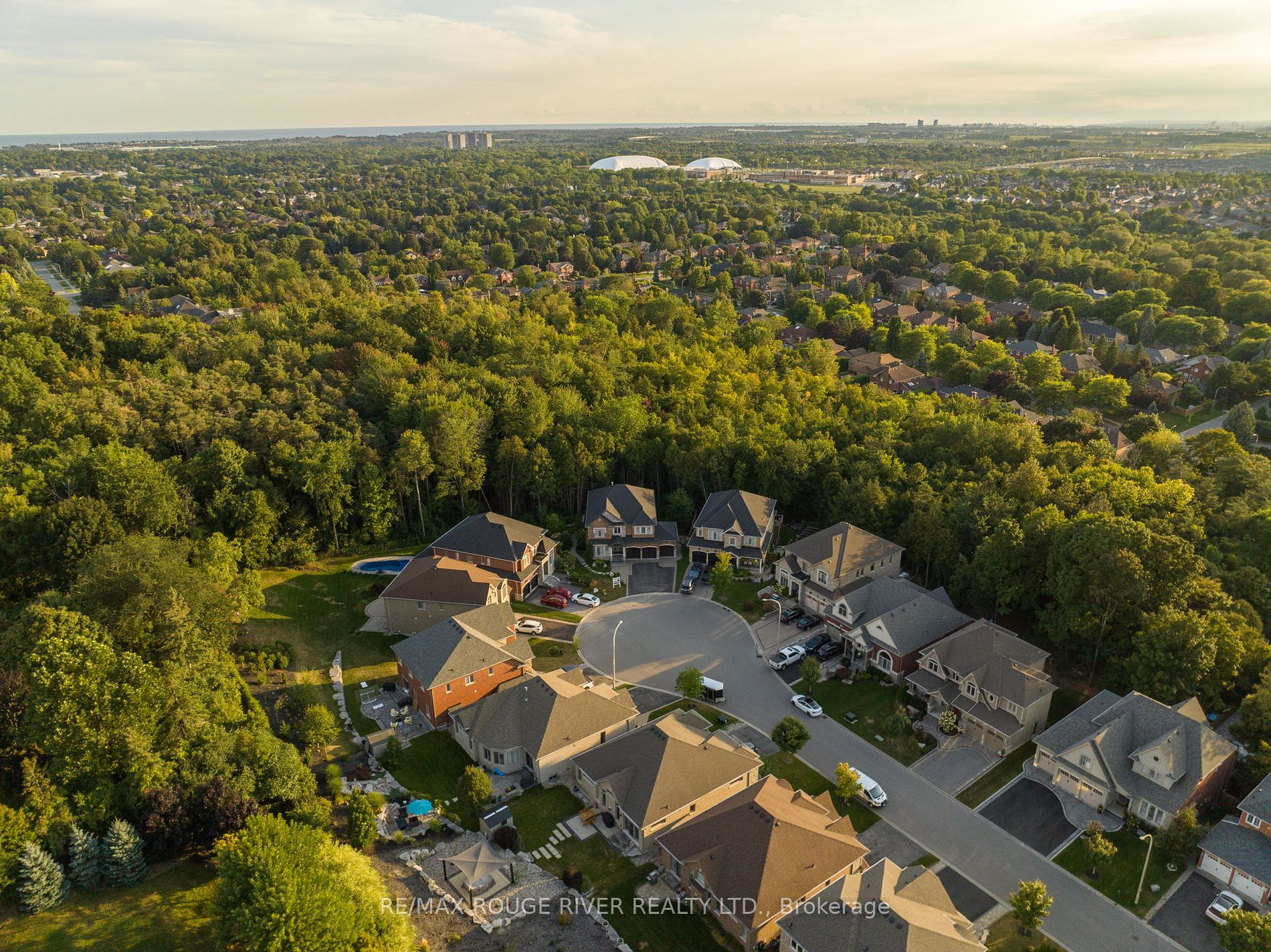 33 Gilchrist Crt