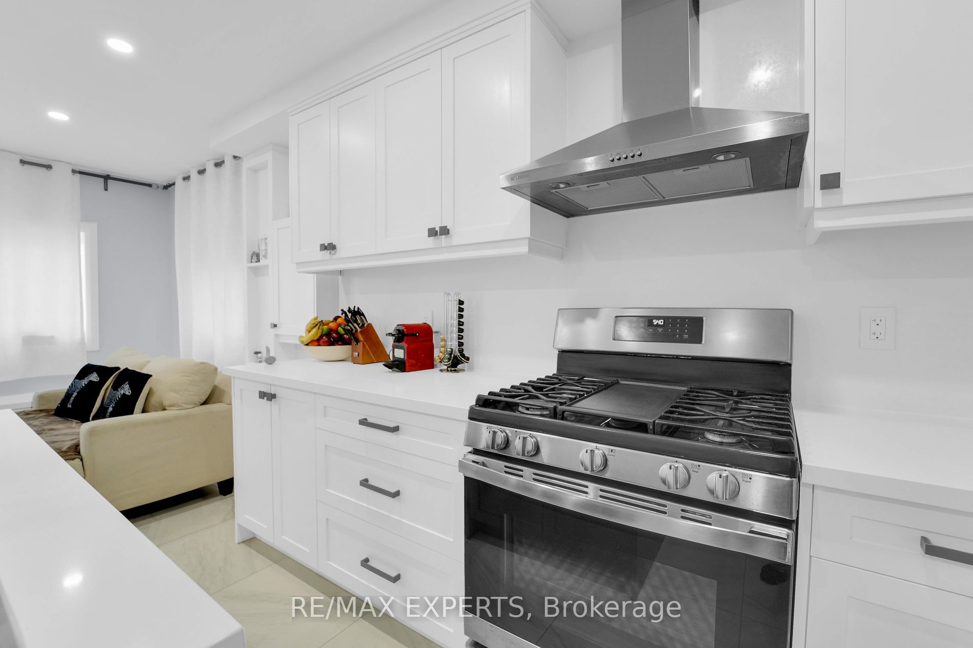 434 Victoria Park Avenue