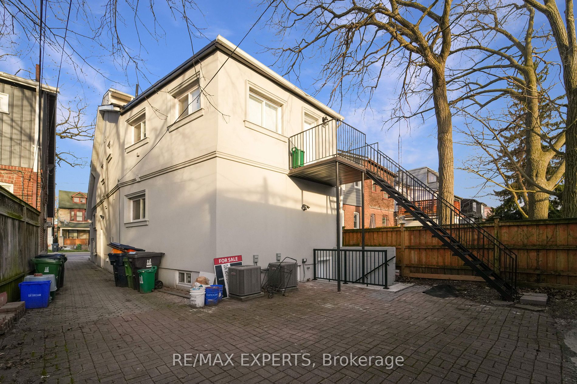 434 Victoria Park Avenue