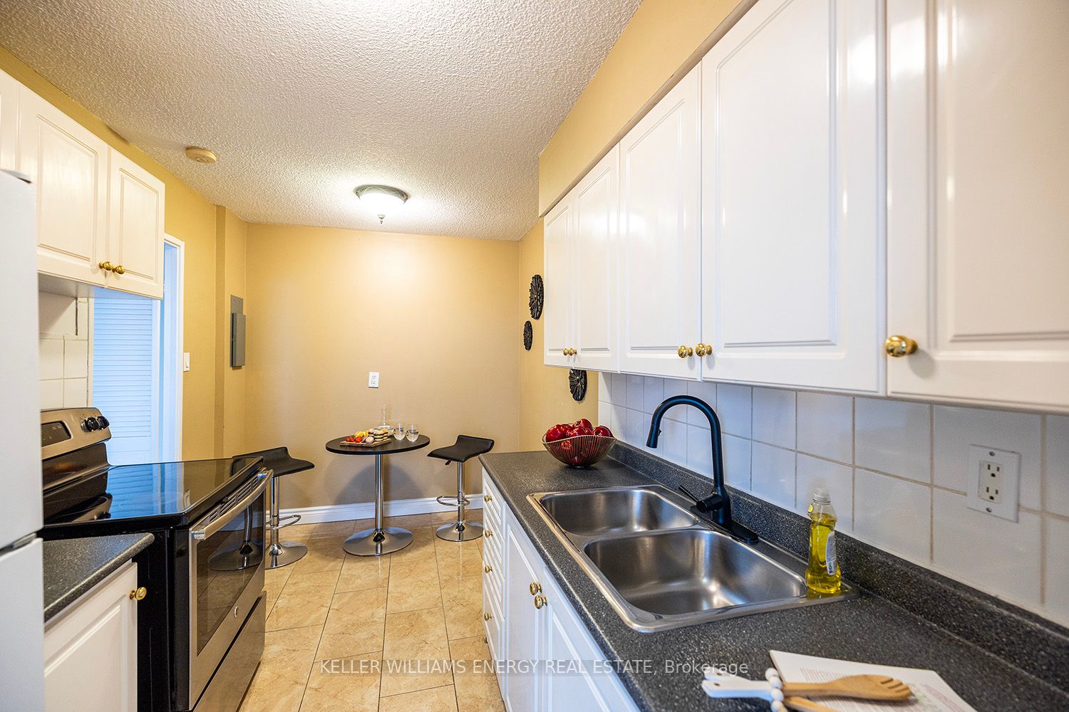 1210 Radom St, #1903