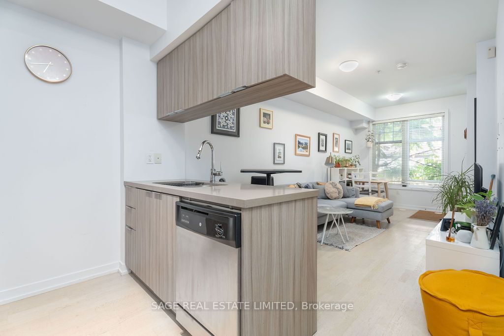 150 Broadview Avenue #Th3