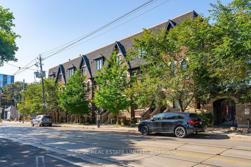150 Broadview Avenue #Th3