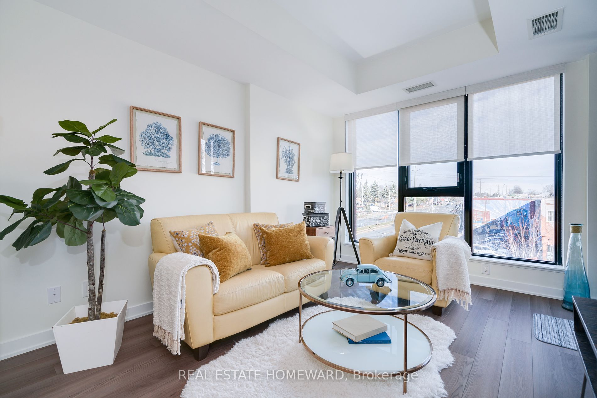 2799 Kingston Rd, #321