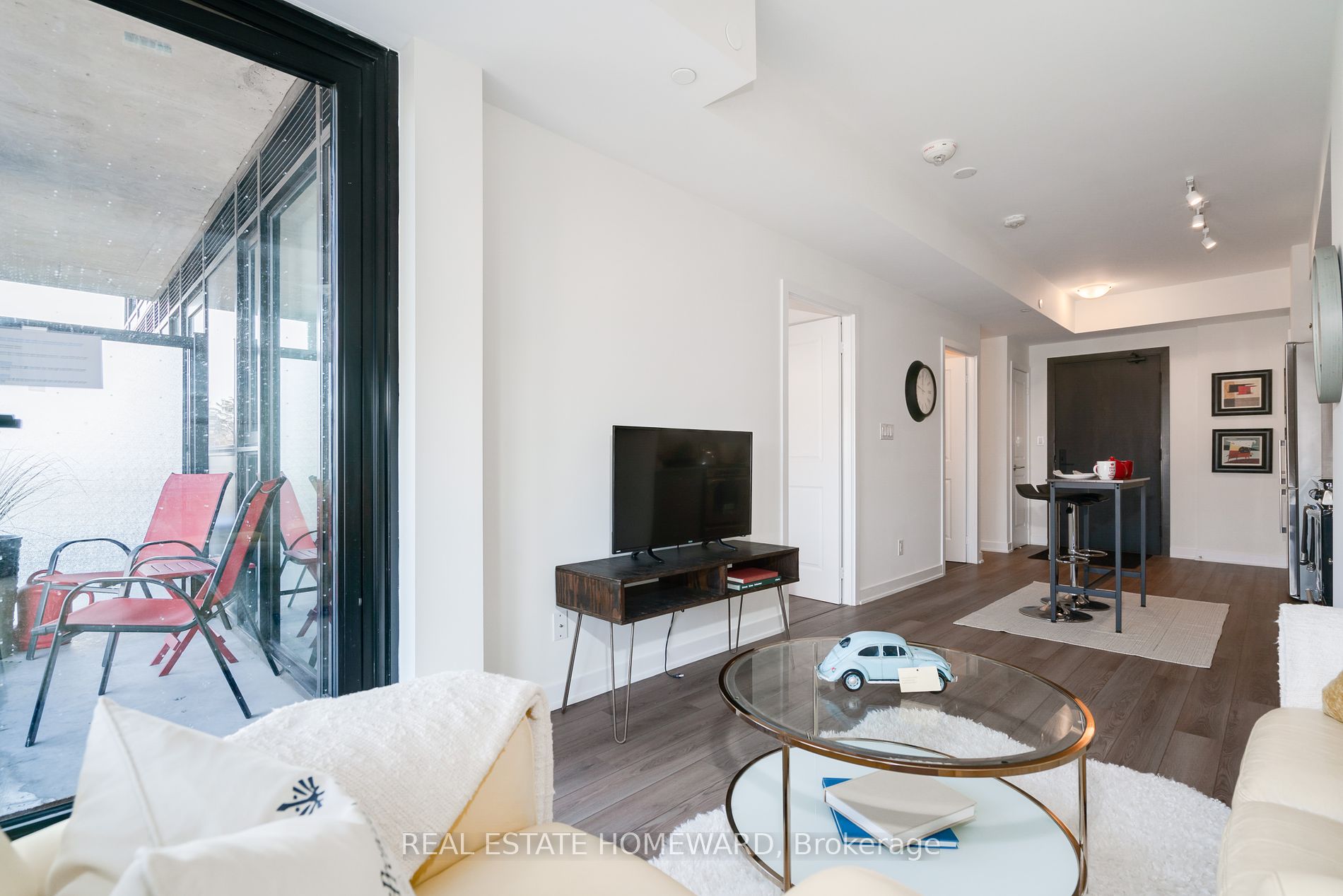 2799 Kingston Rd, #321