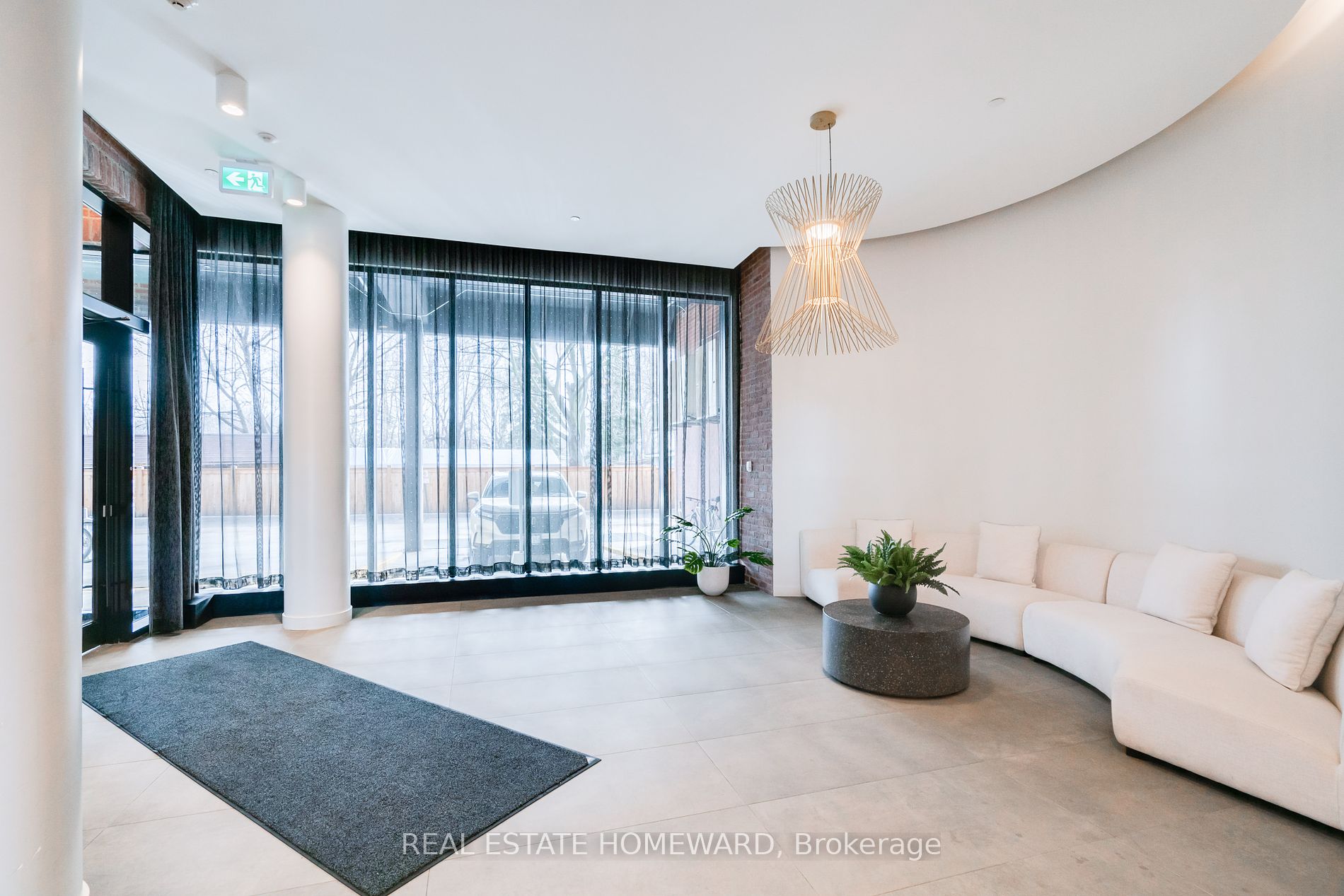 2799 Kingston Rd, #321