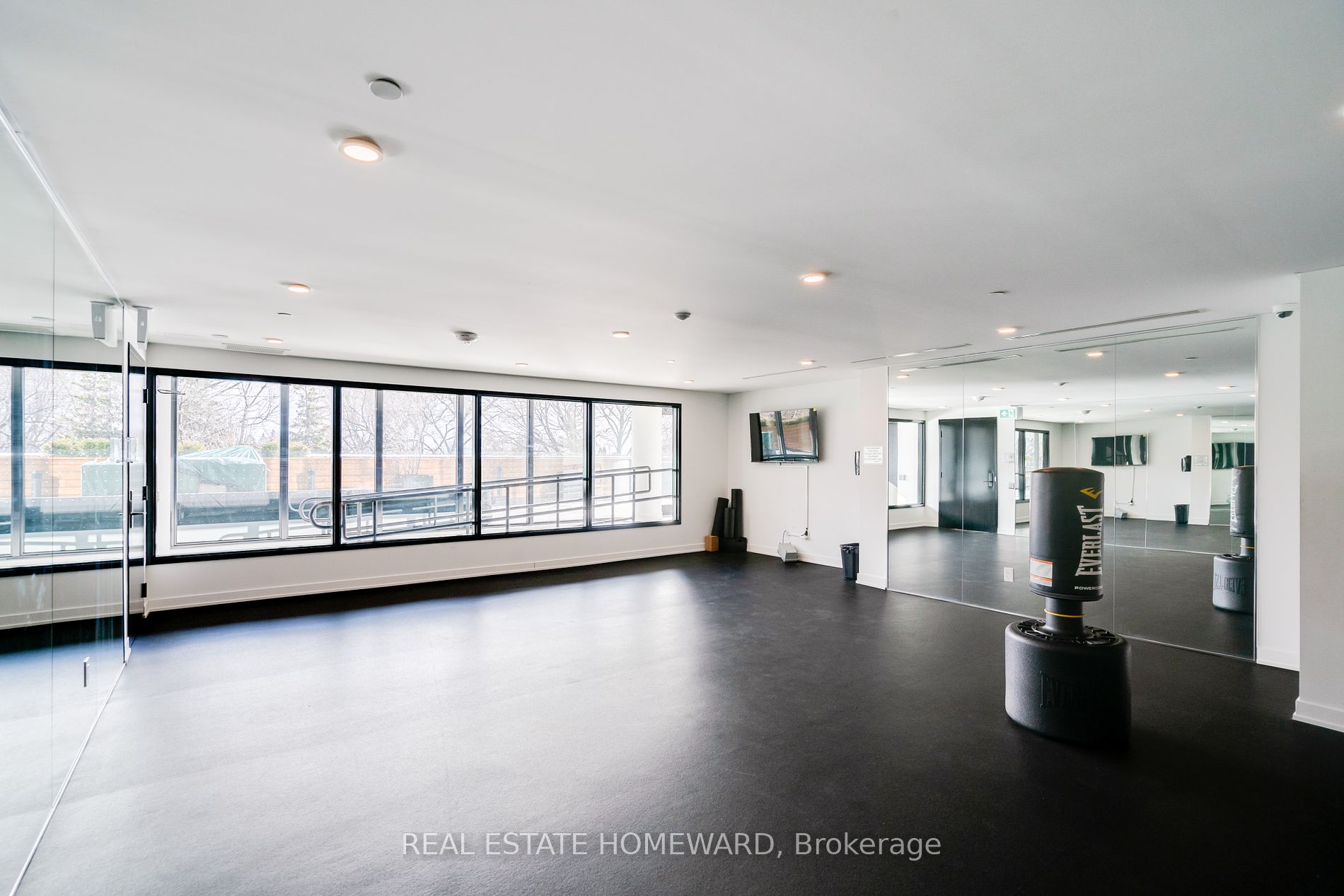 2799 Kingston Rd, #321