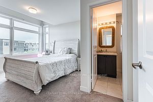 2550 Castlegate Crossing, #220