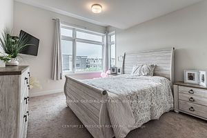 2550 Castlegate Crossing, #220